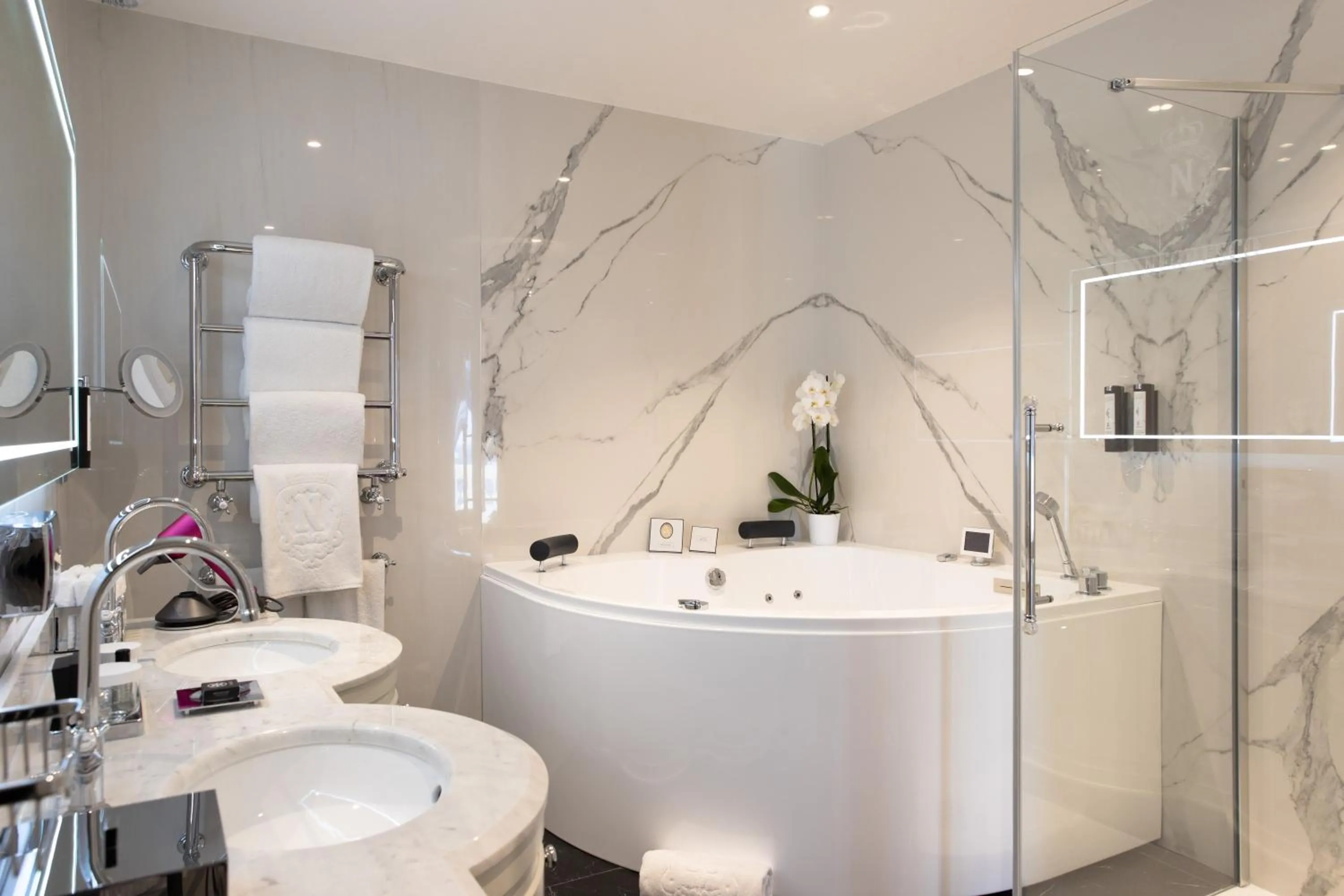 Bathroom in Hotel Le Negresco