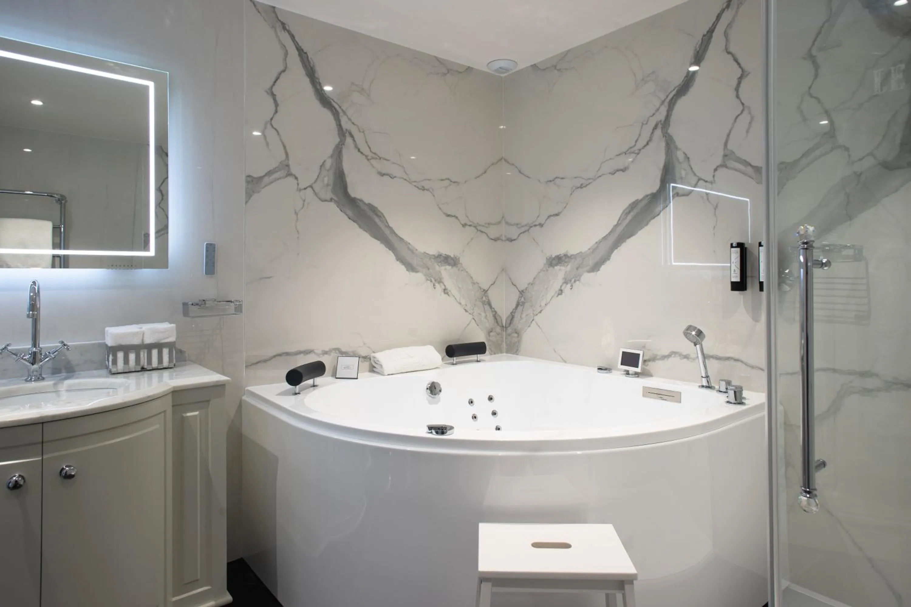 Bathroom in Hotel Le Negresco