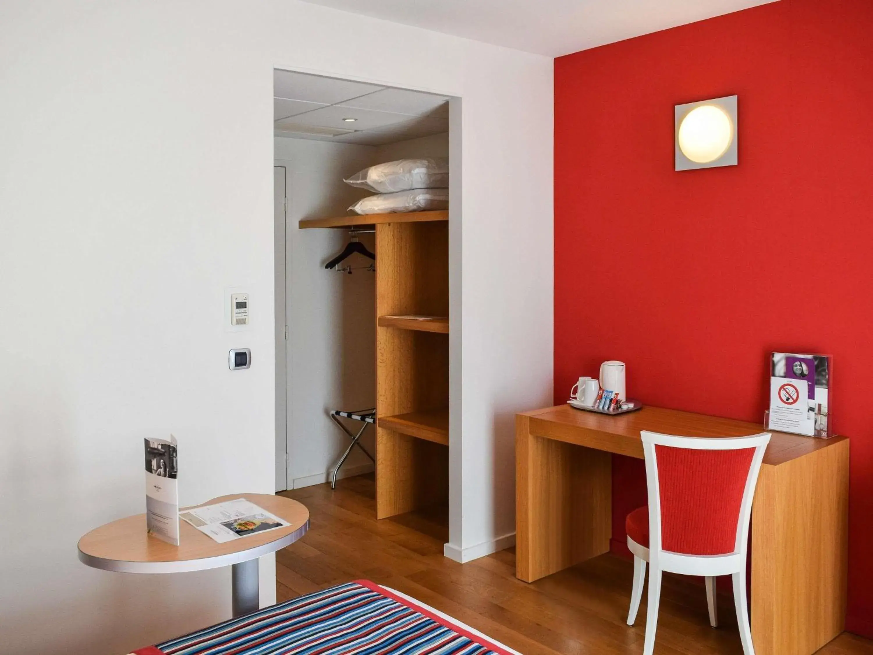 Bedroom in Hôtel Mercure Vittel Bedroom in Hôtel Mercure Vittel