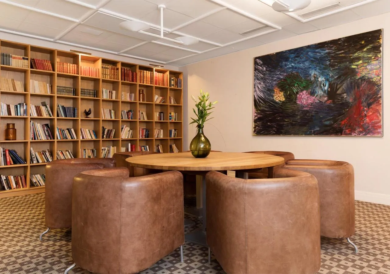Library in ProfilHotels Riddargatan