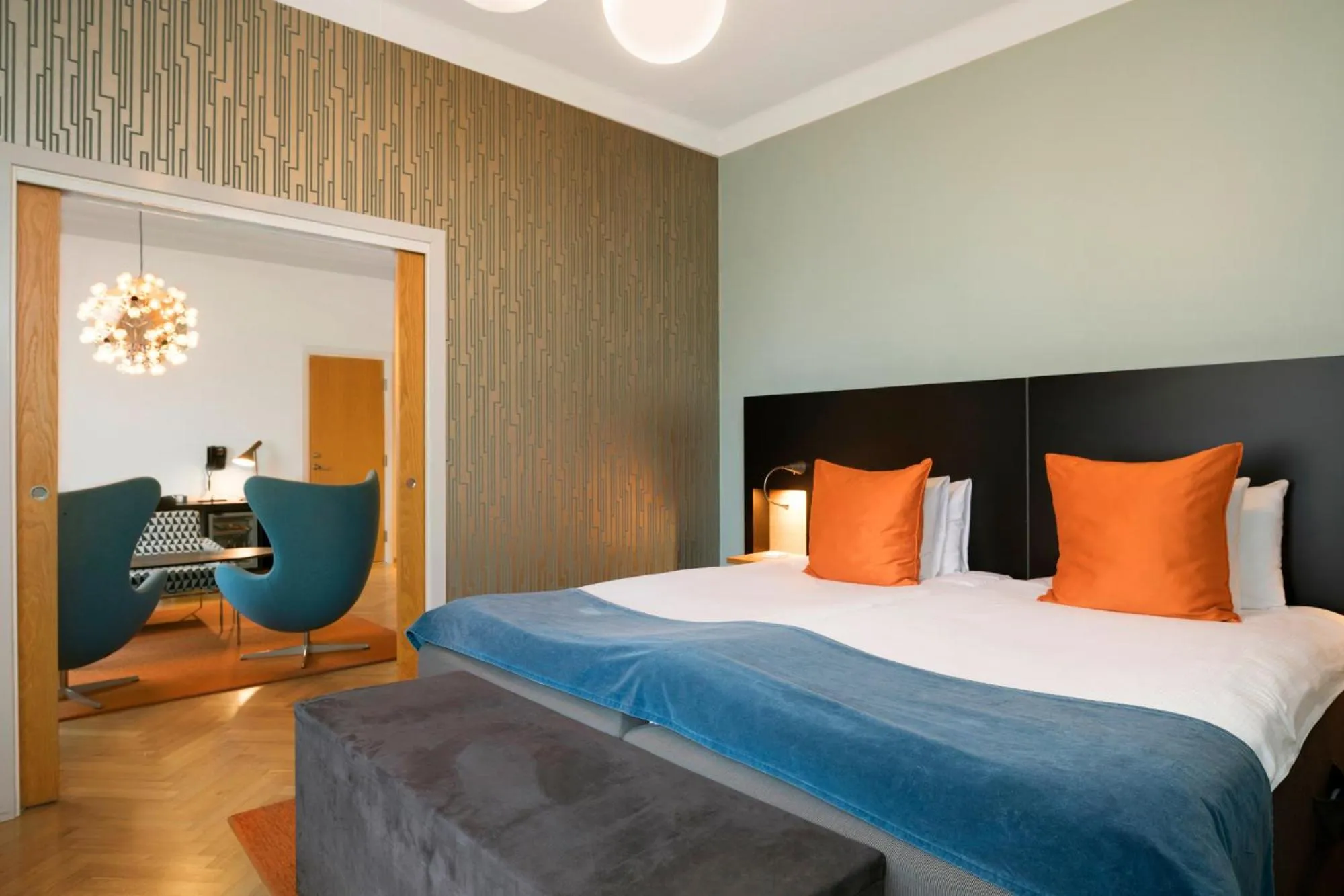 Shower, Bed in ProfilHotels Riddargatan