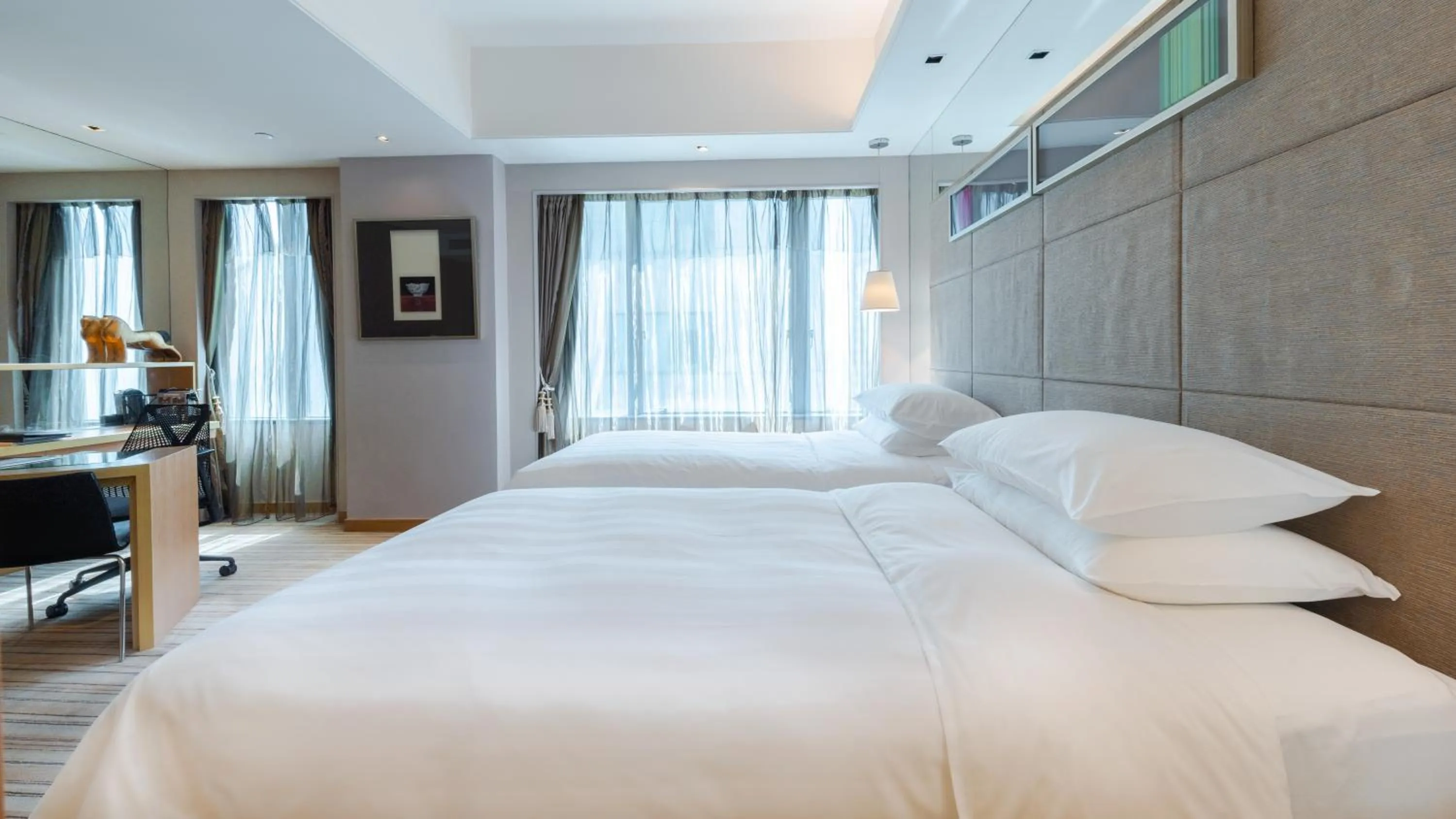 Photo of the whole room, Bed in Pan Pacific Xiamen