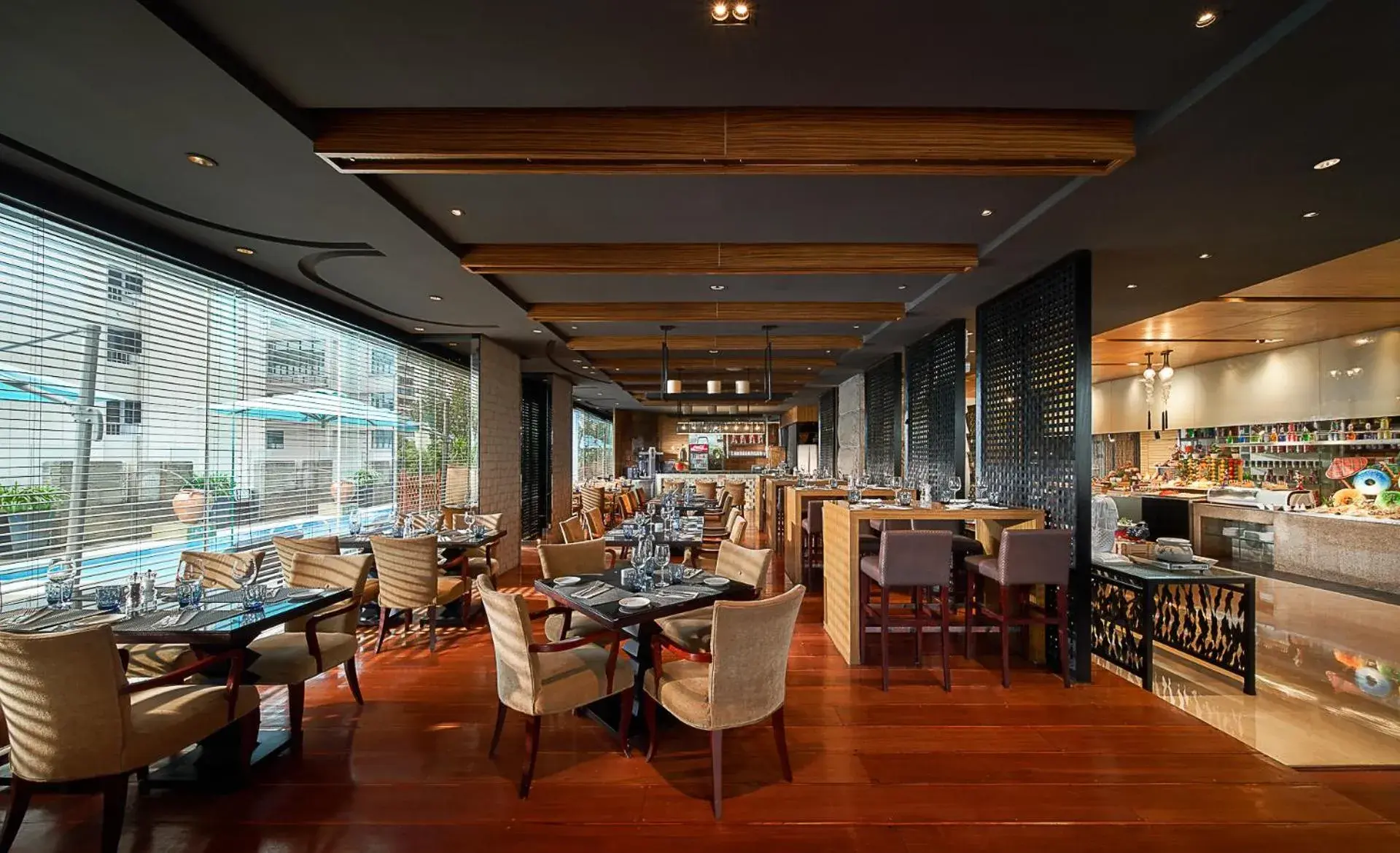 Restaurant/places to eat in Pan Pacific Xiamen(Near the Ferry to Gulang Island and Metro Station) Restaurant/places to eat in Pan Pacific Xiamen(Near the Ferry to Gulang Island and Metro Station)