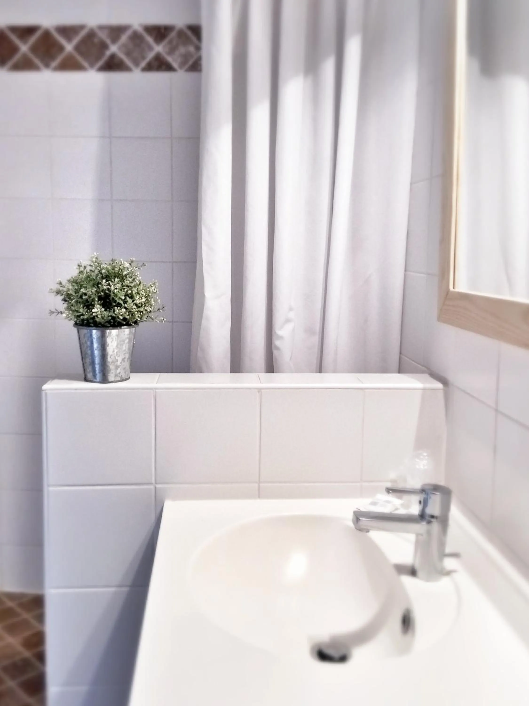 Bathroom in Hôtel Saint Albert