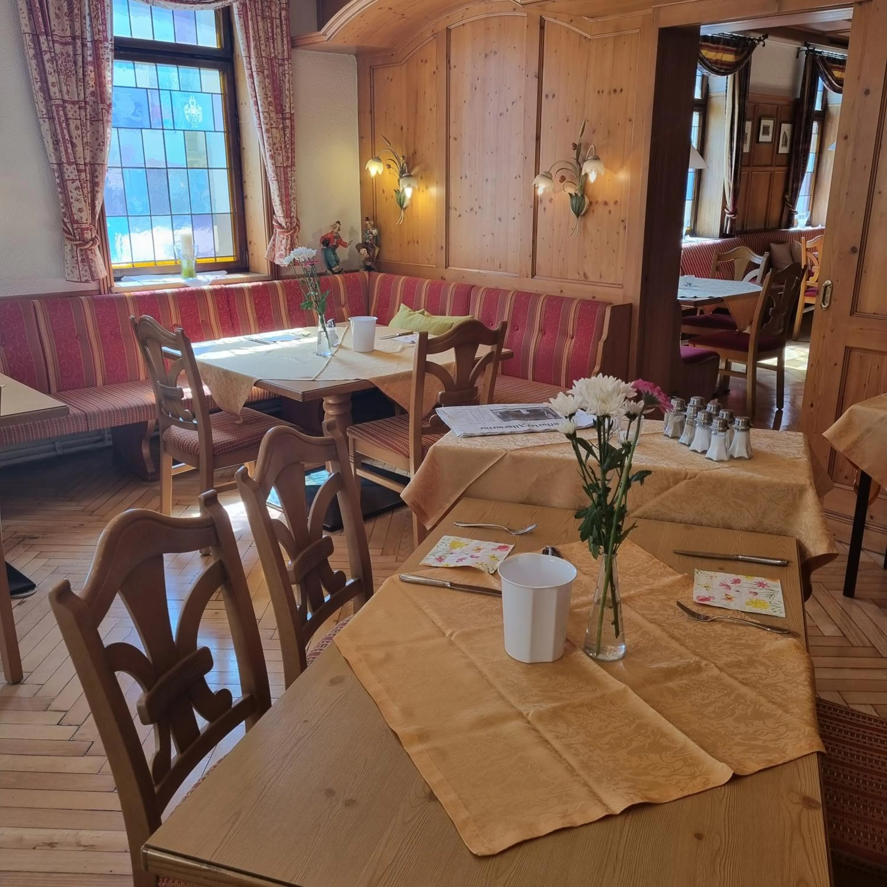 Breakfast in Hotel Garni Krone