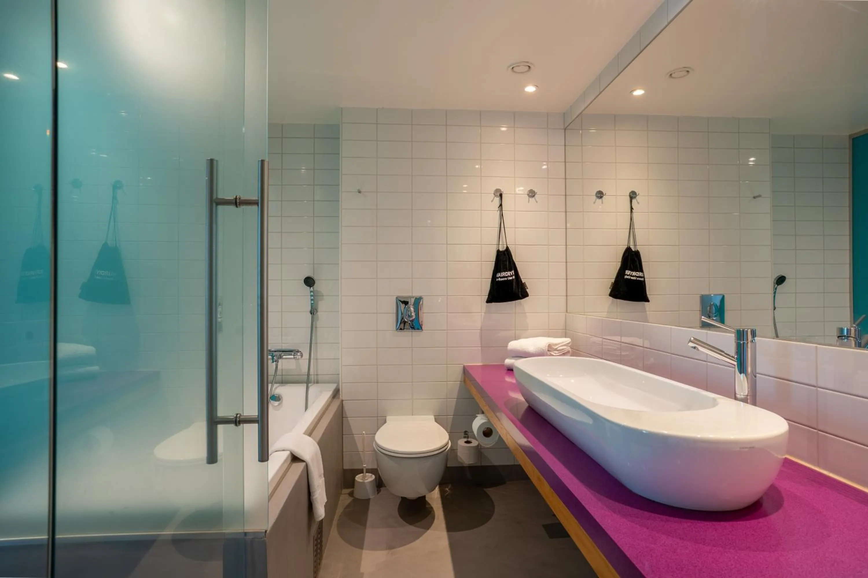 Shower in ProfilHotels Aveny