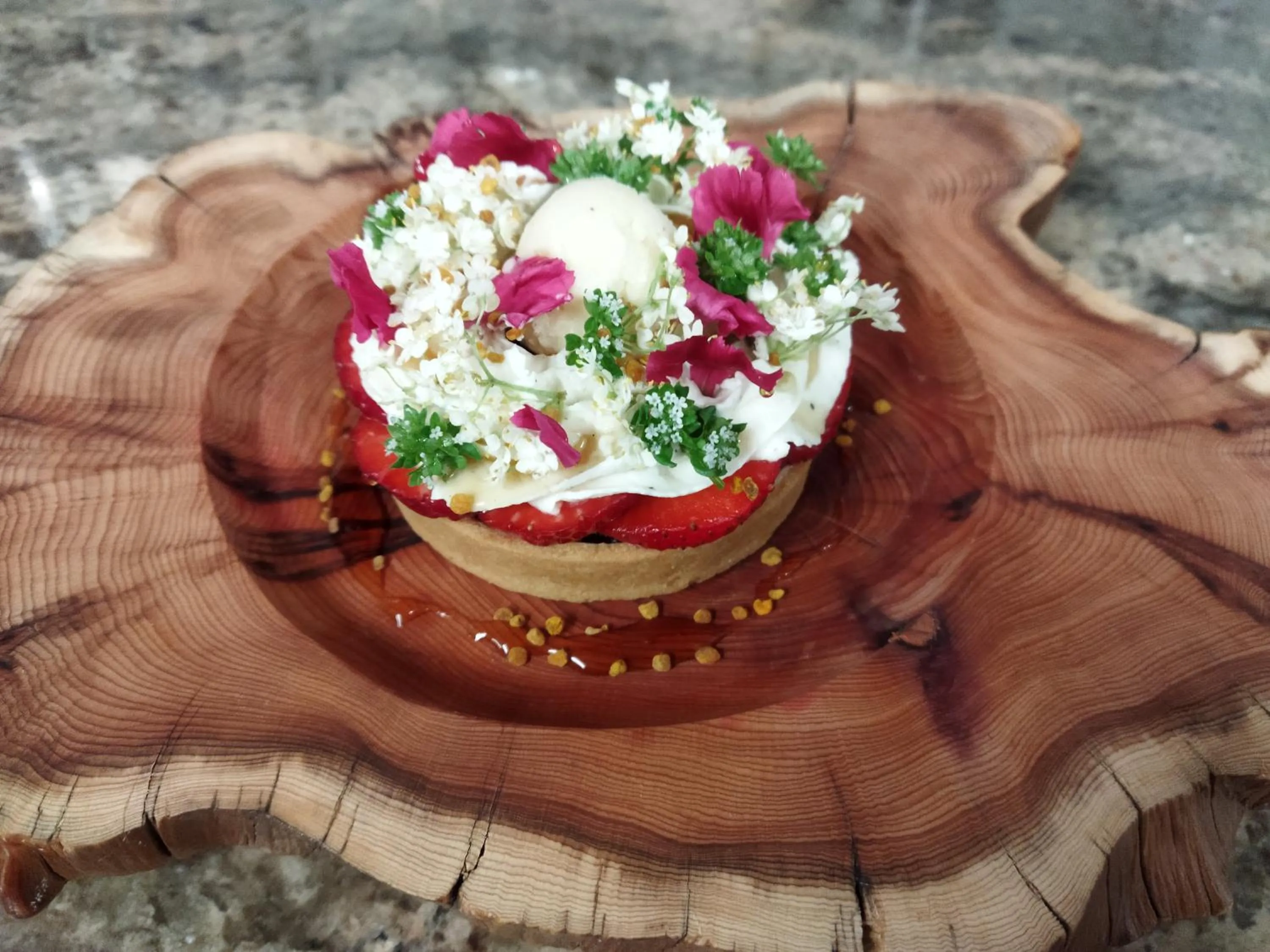 Restaurant/places to eat in Logis Hotel La Diligence