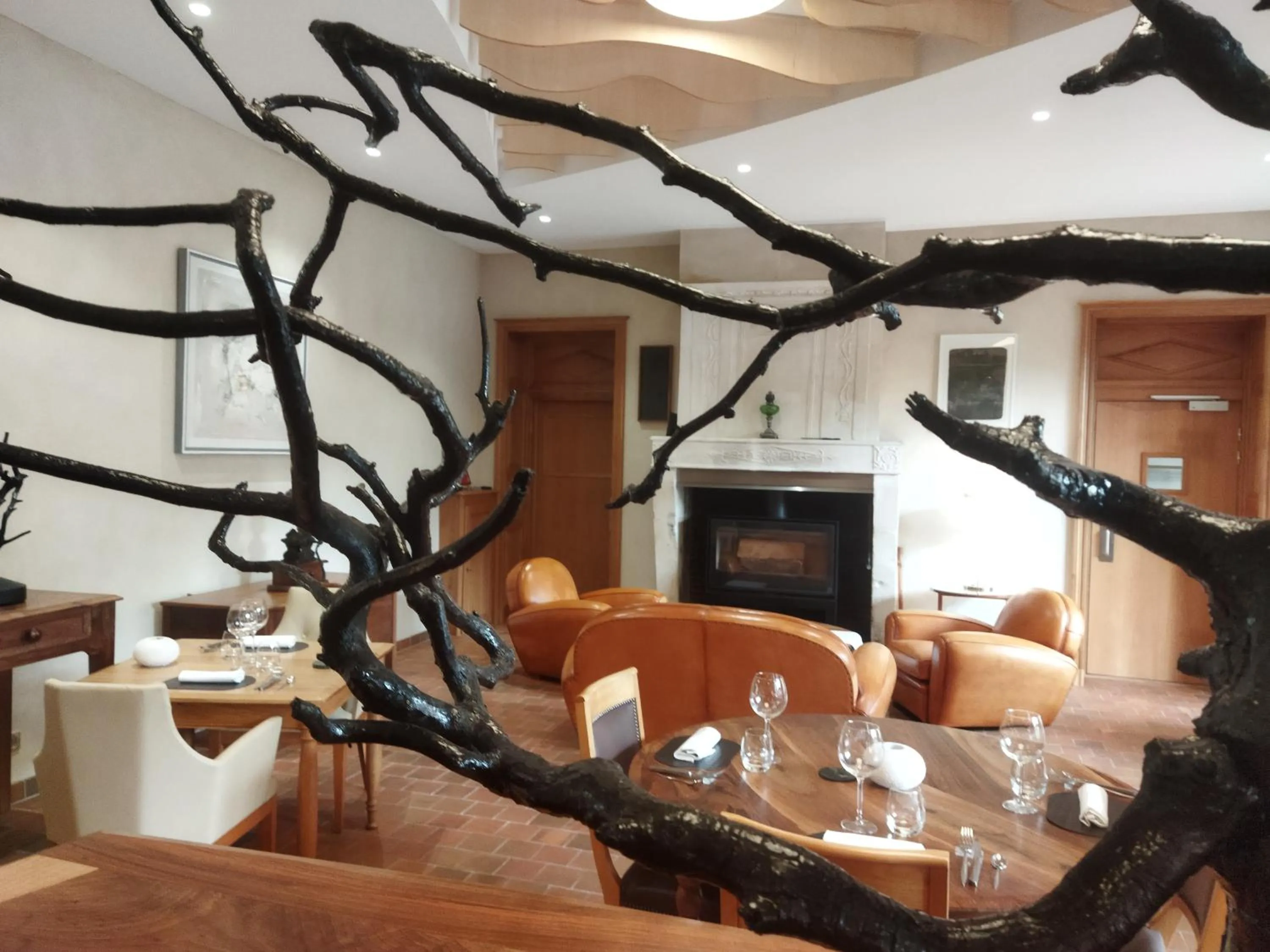 Restaurant/places to eat in Logis Hotel La Diligence