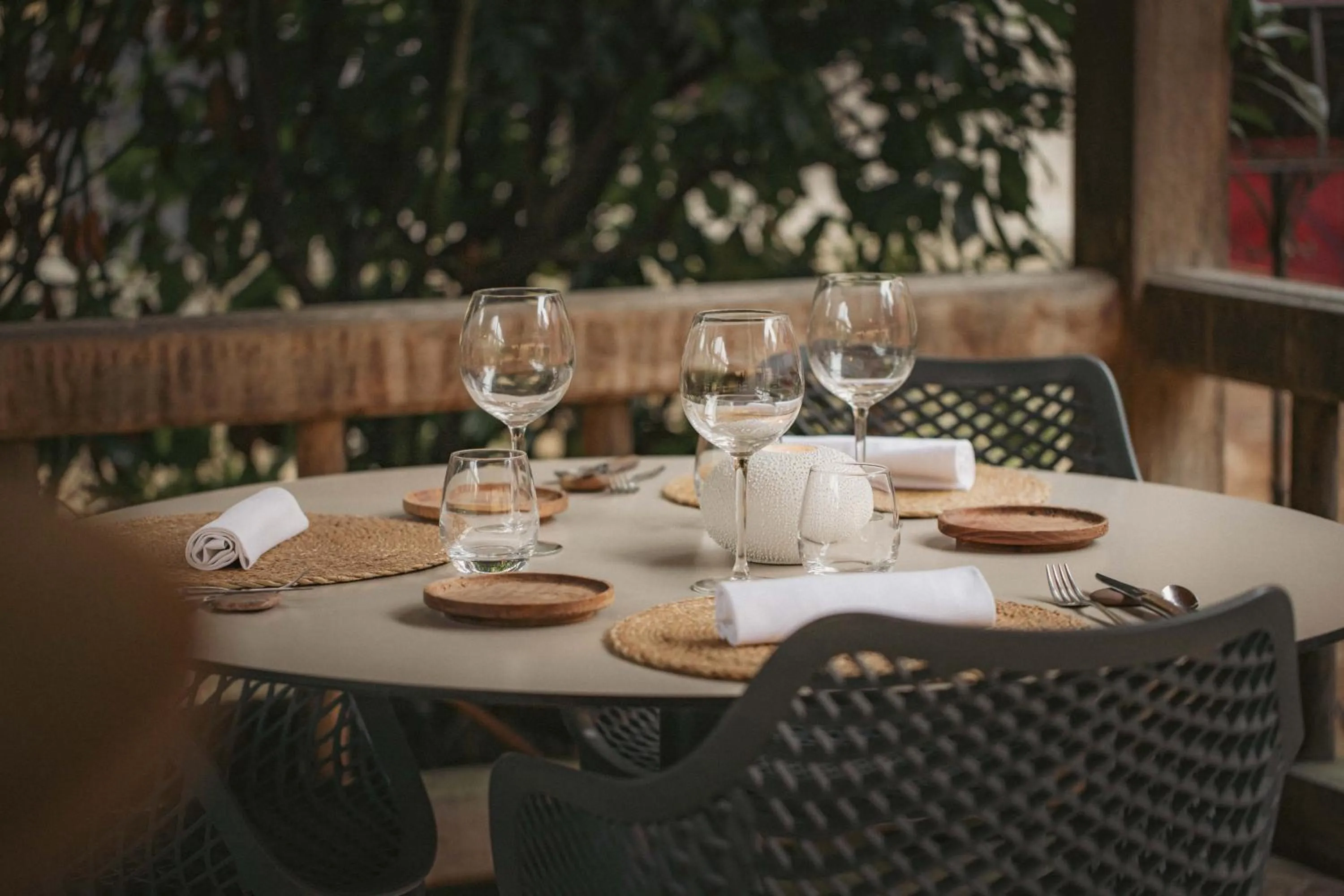 Patio in Logis Hotel La Diligence