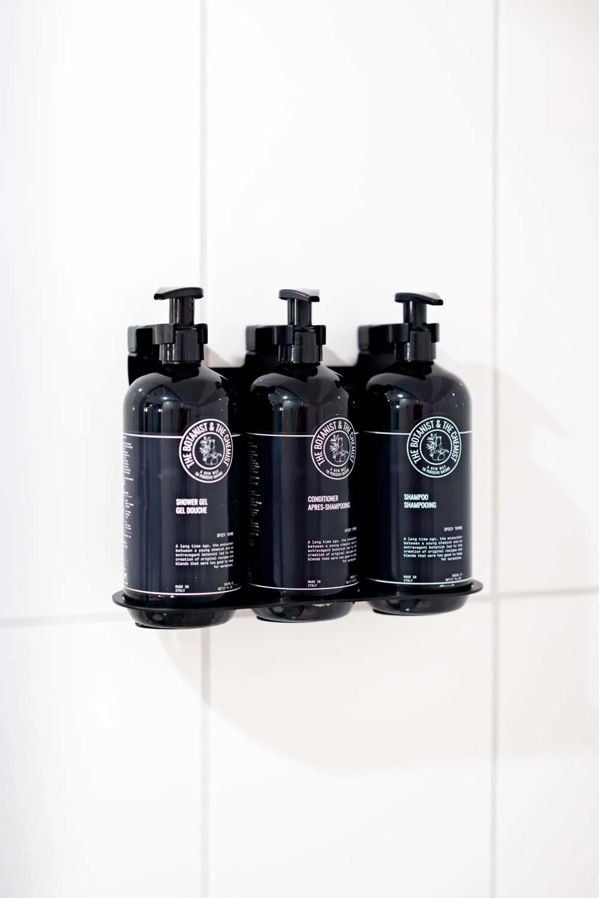 Bathroom in Hotel Landy Orlando Universal Blvd, a Tribute Portfolio Hotel