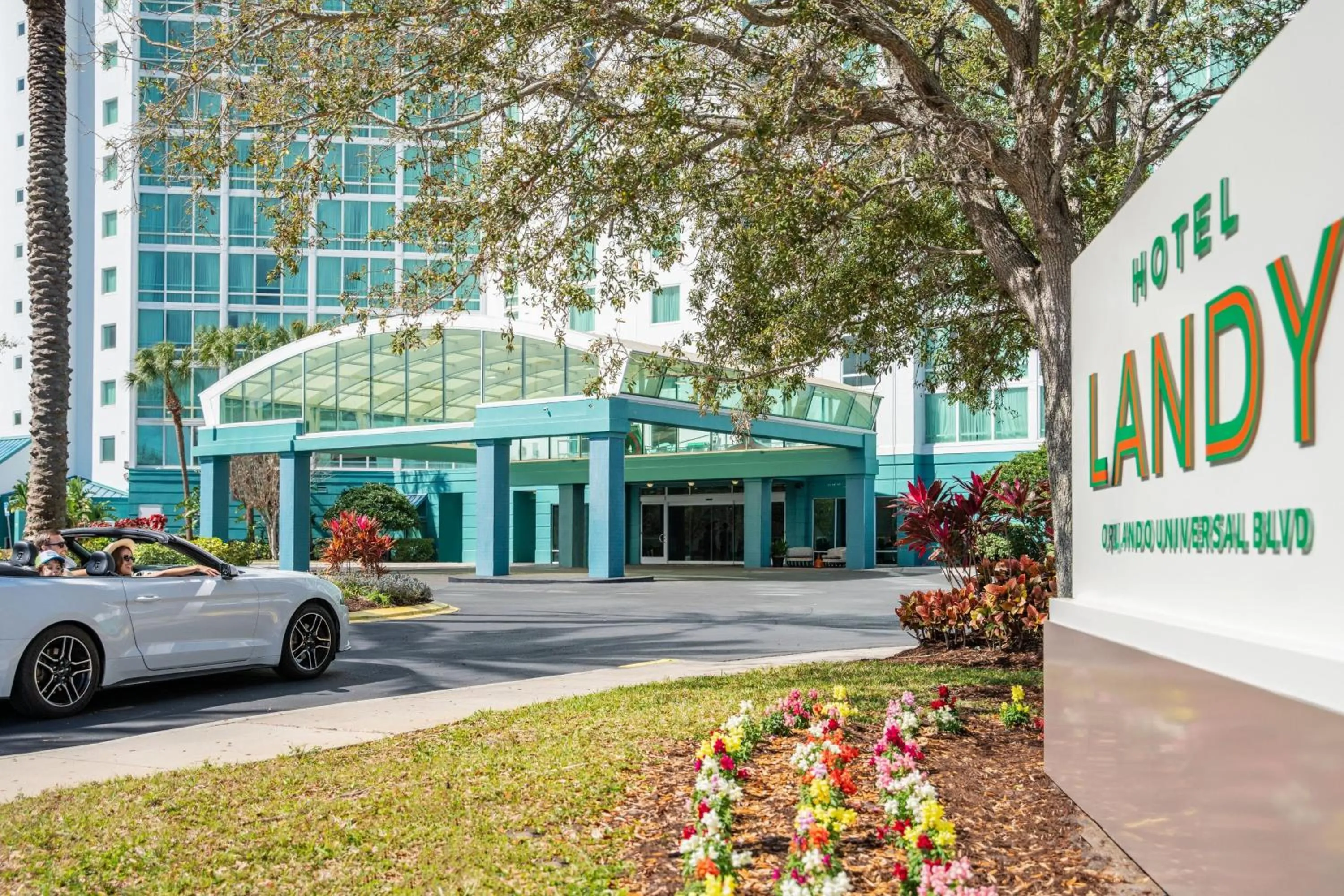 Property building in Hotel Landy Orlando Universal Blvd, a Tribute Portfolio Hotel