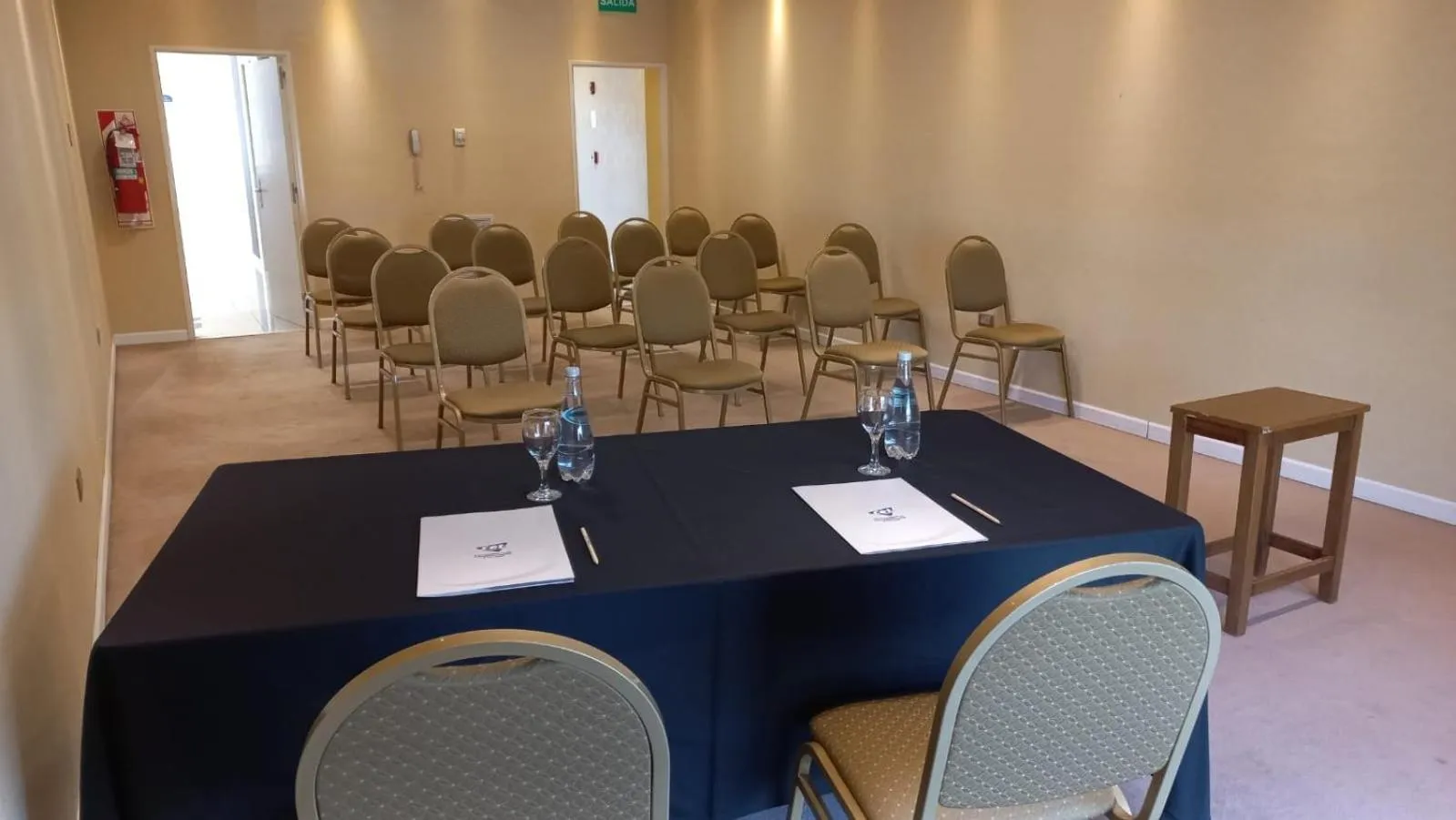 Meeting/conference room in Howard Johnson Villa María Hotel y Casino