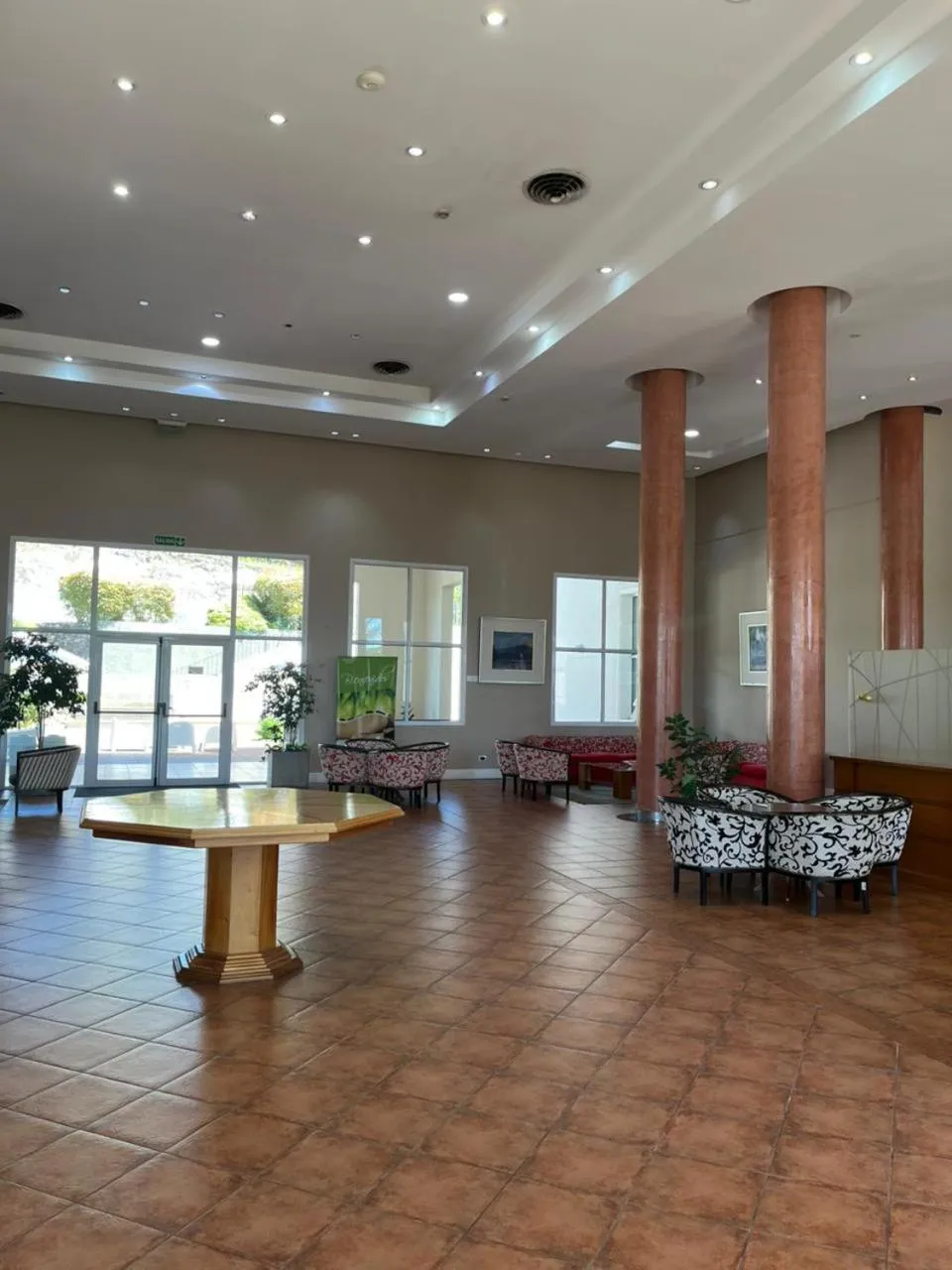 Lobby or reception in Howard Johnson Rio Ceballos Hotel y Casino