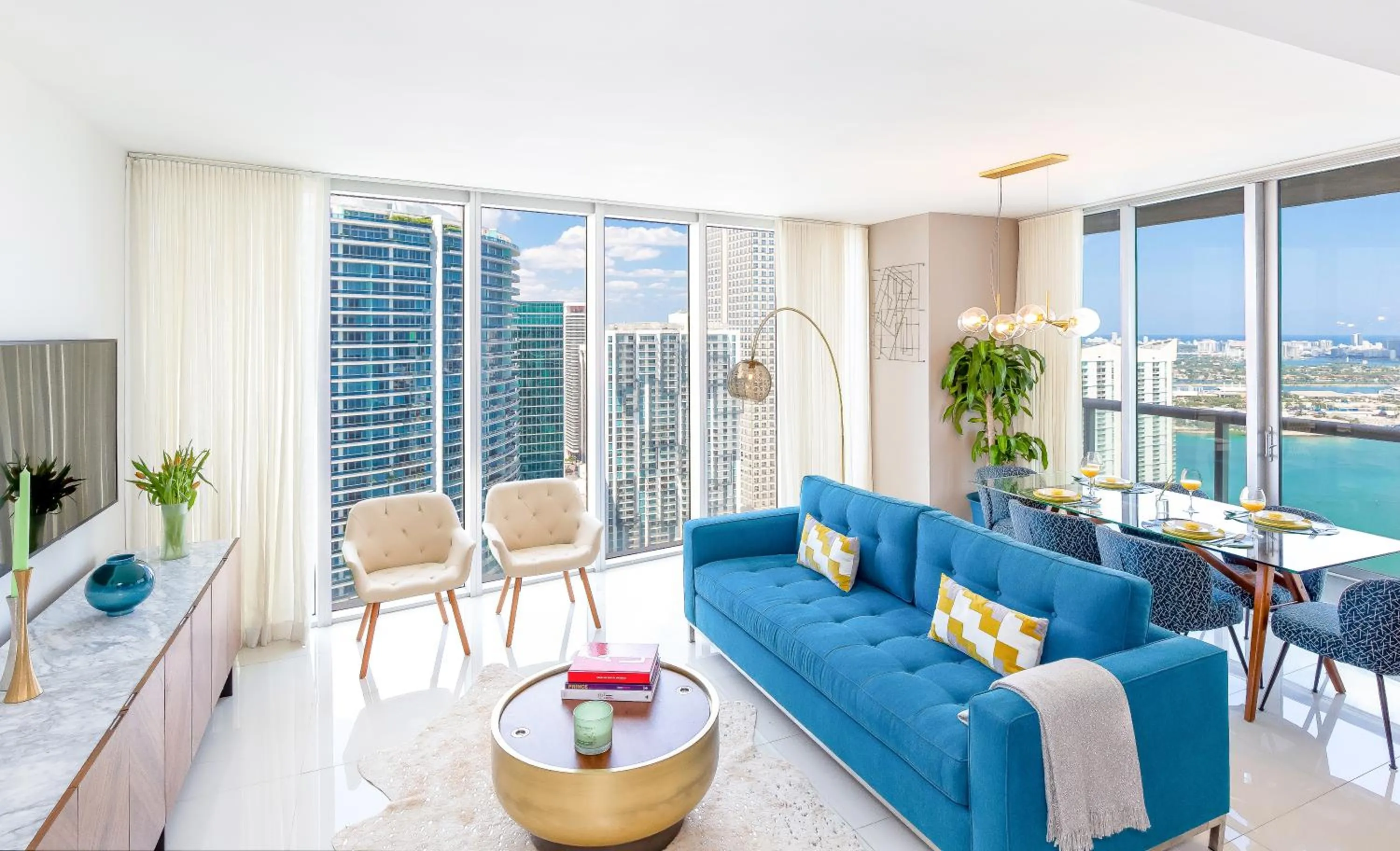 Apartment with View and Balcony in Brickell by Miami Vacation Rentals