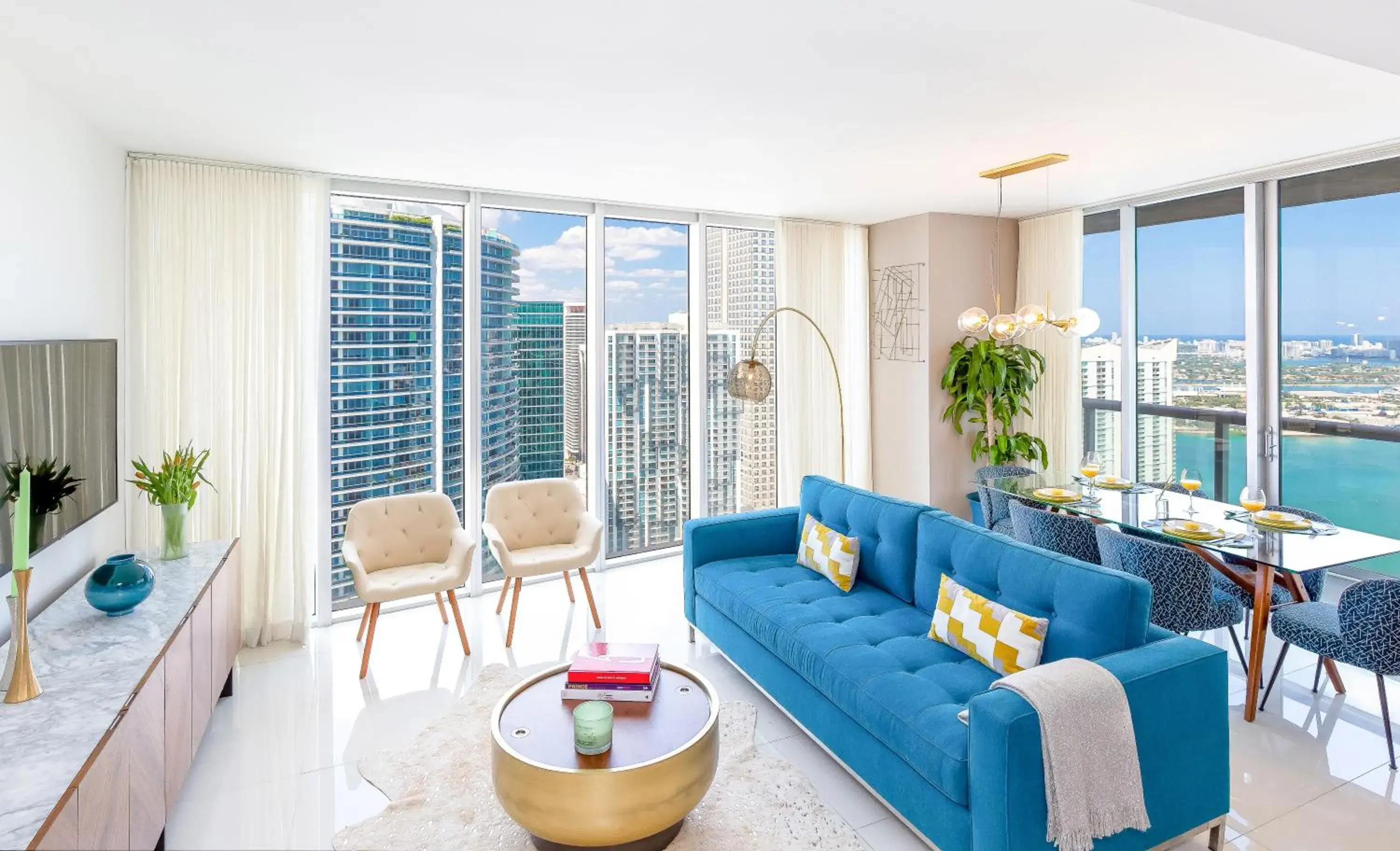 Apartment with View and Balcony in Brickell by Miami Vacation Rentals Apartment with View and Balcony in Brickell by Miami Vacation Rentals