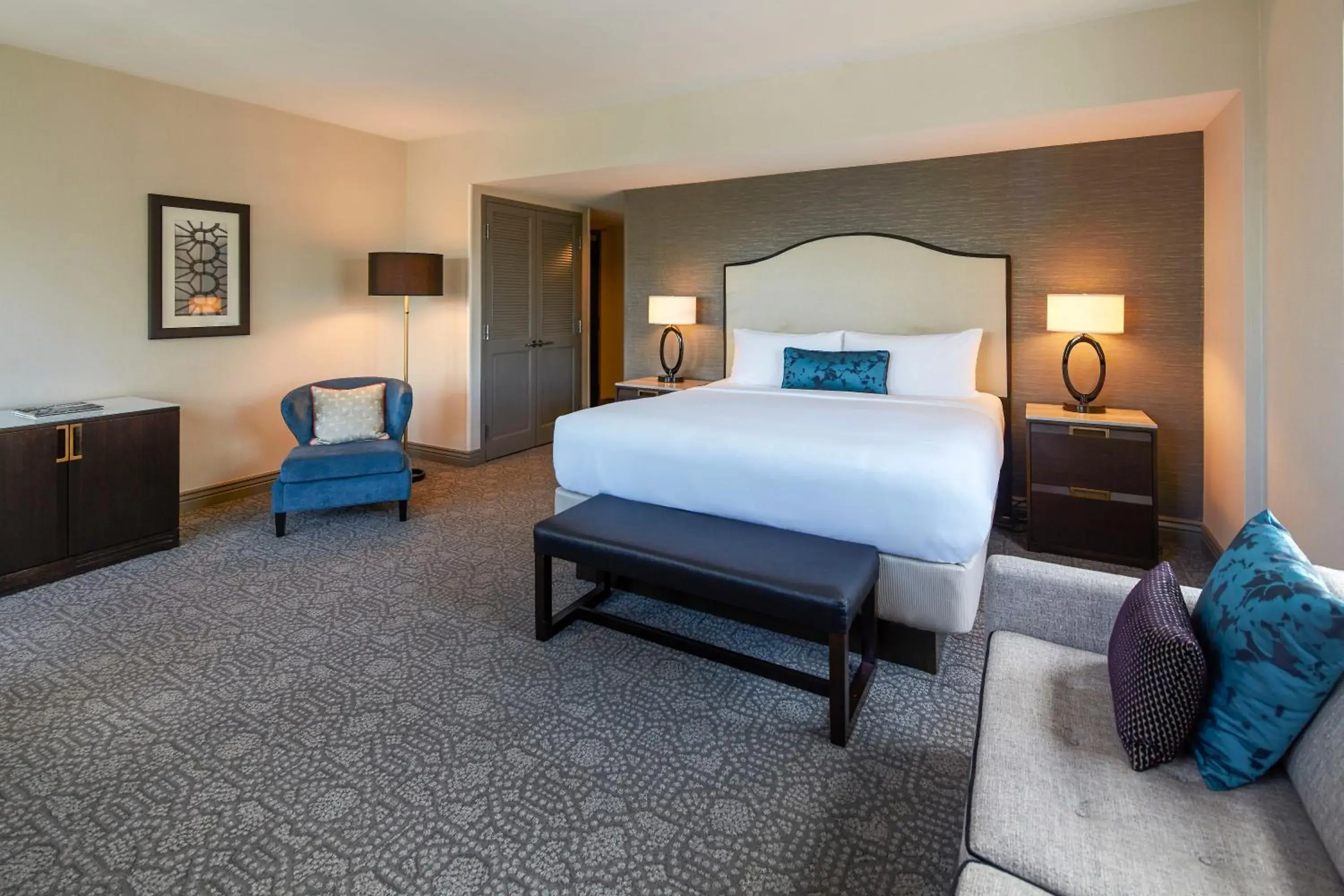 Bedroom, Bed in InterContinental Chicago Magnificent Mile by IHG Bedroom, Bed in InterContinental Chicago Magnificent Mile by IHG