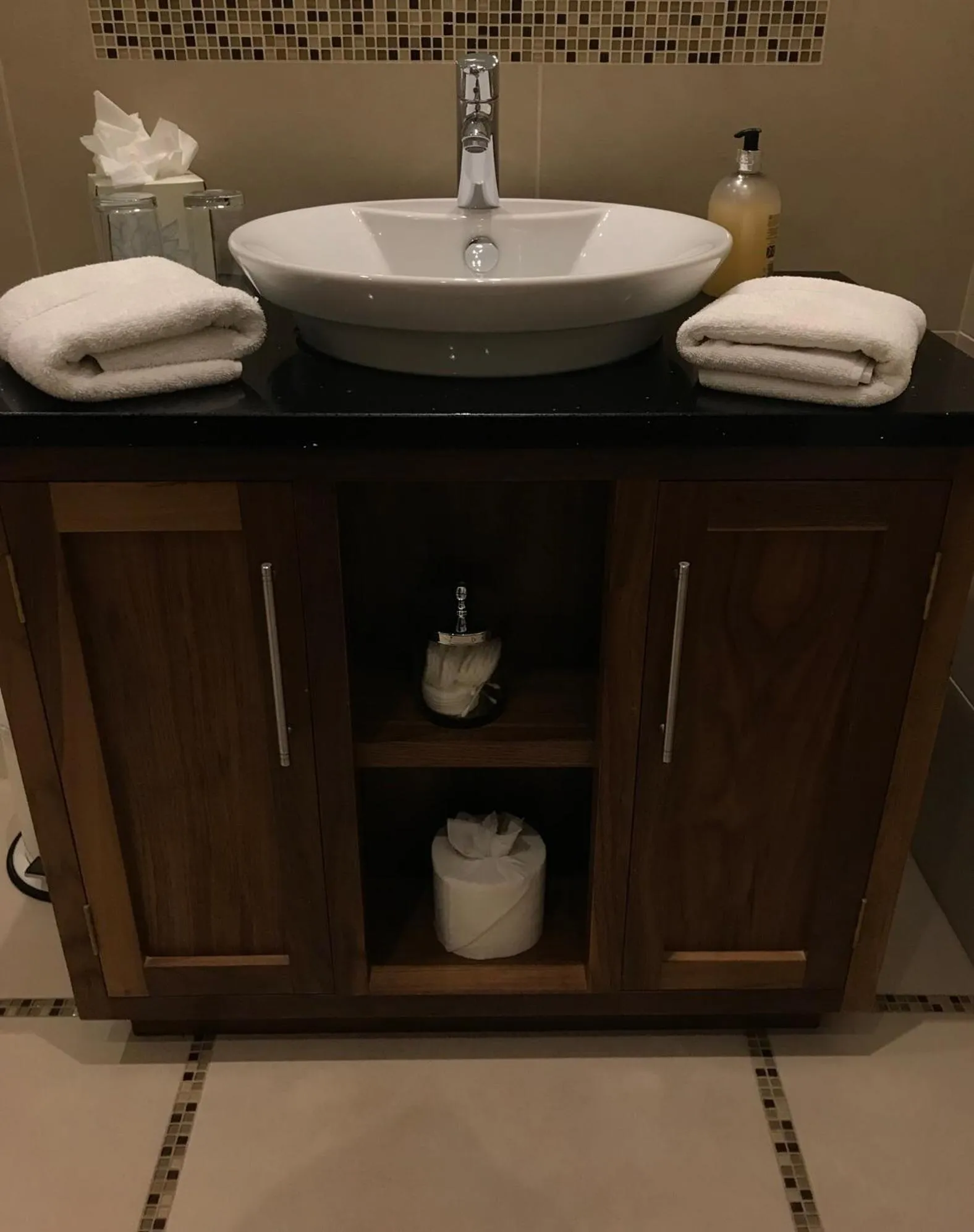 Bathroom in St Kyrans Guest House