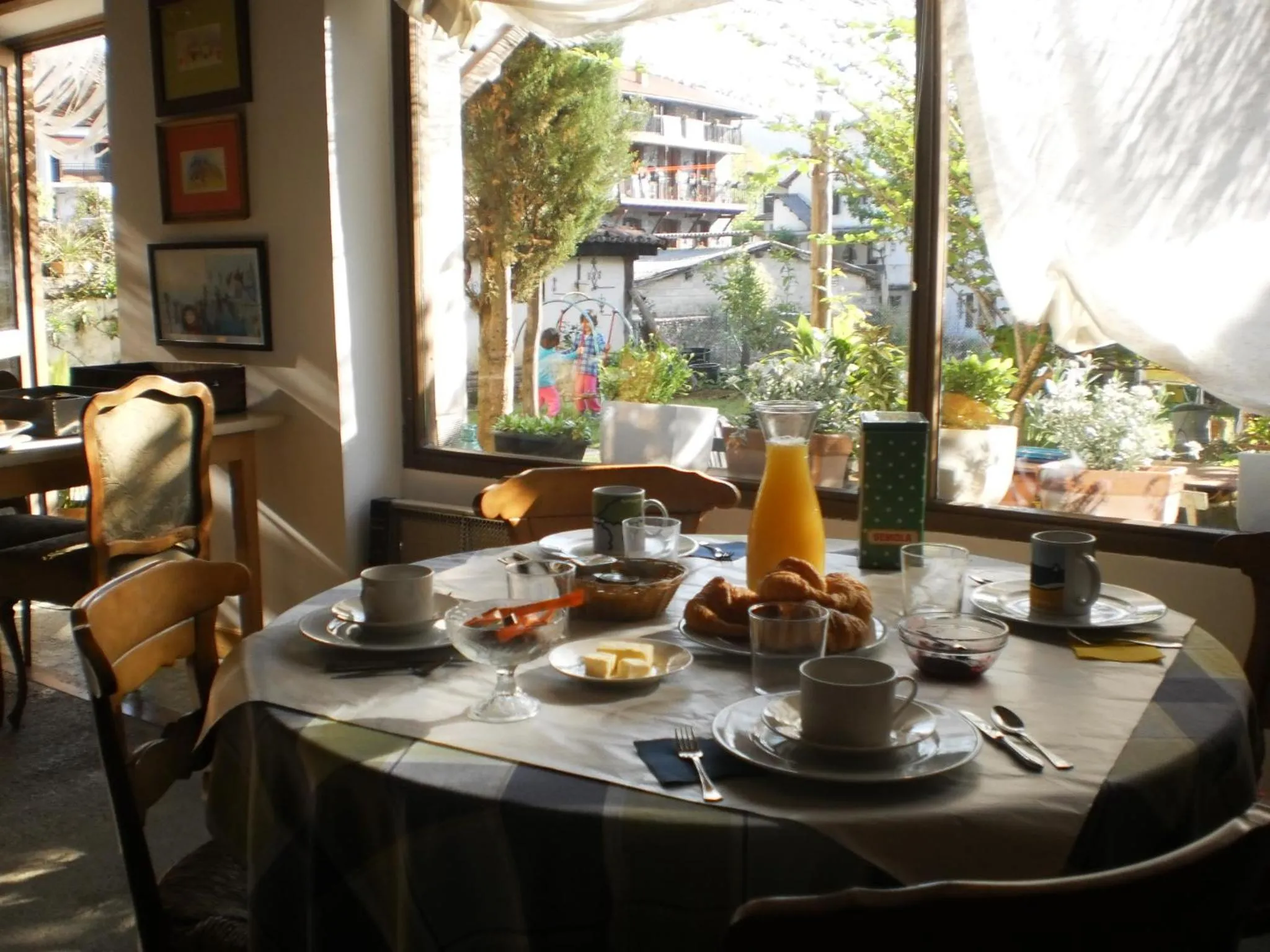 Larraenea Bed and Breakfast