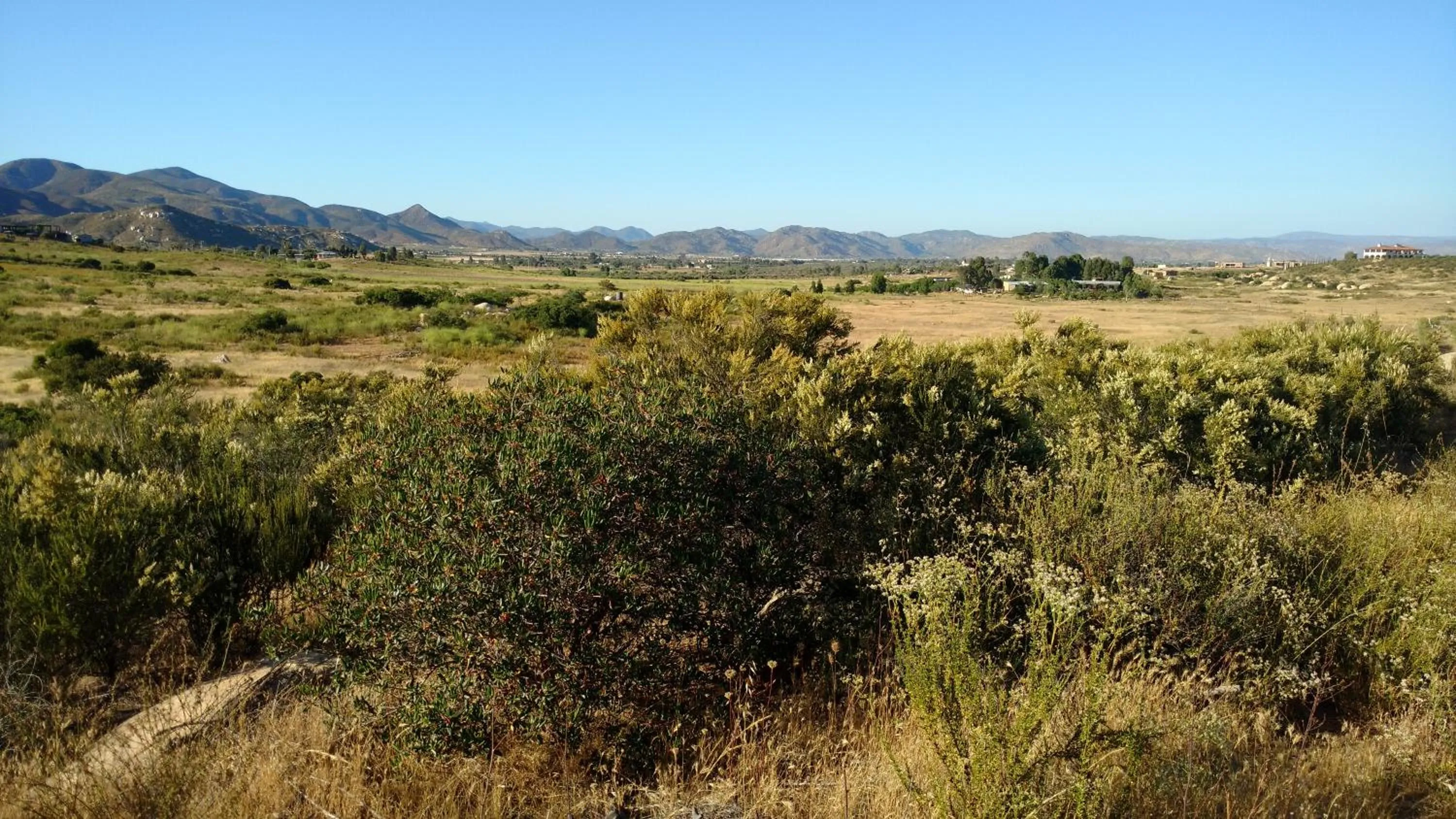Property building in Vinofilia Wine Country Inn