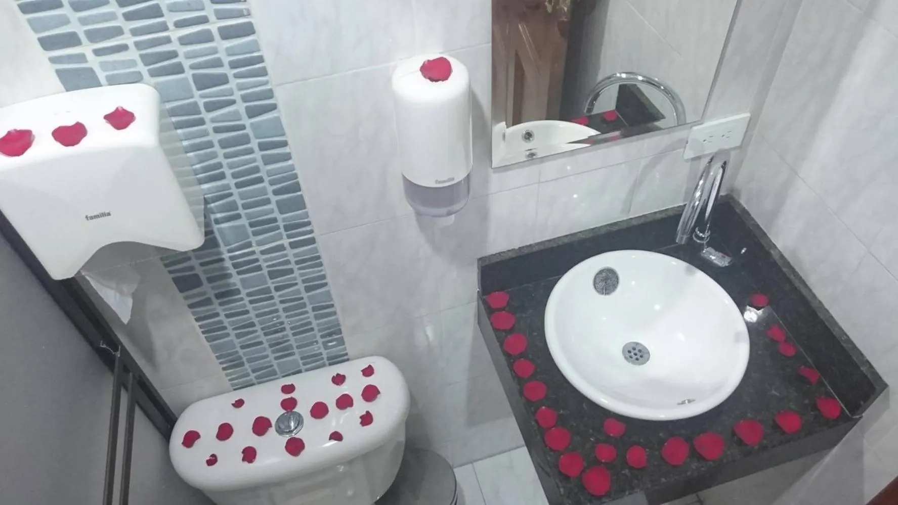 Bathroom in Hotel Sipa