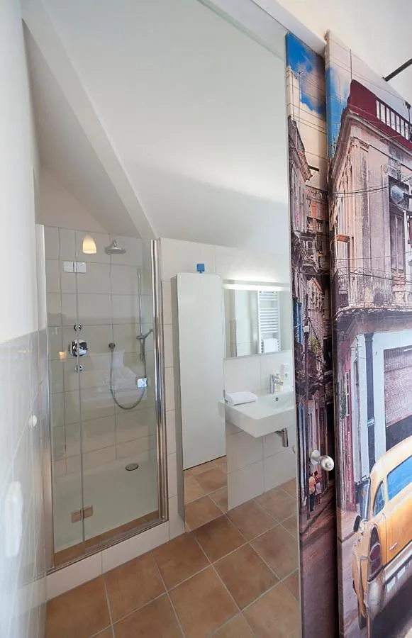 Bathroom in Hotelpension Vitalis