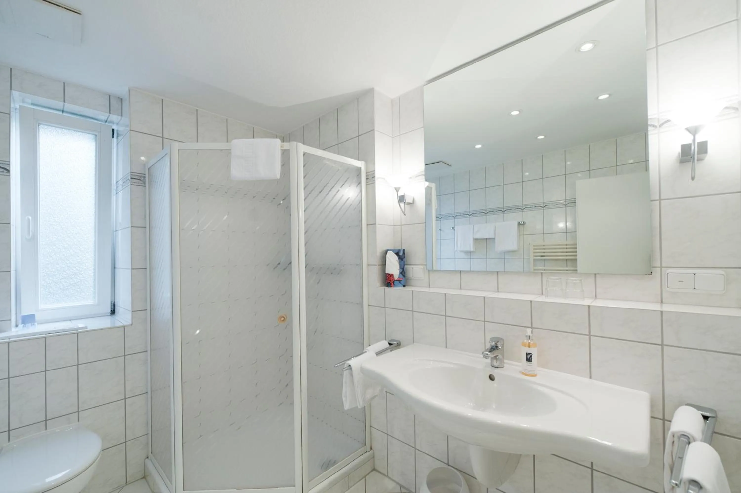 Bathroom in Hotelpension Vitalis