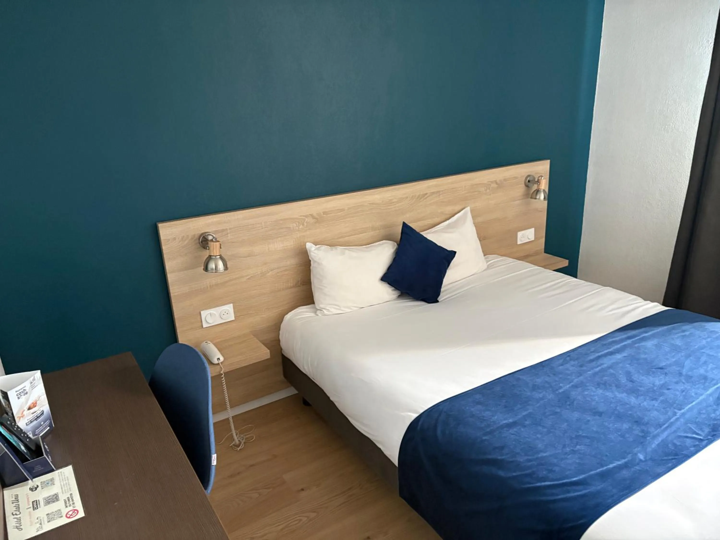 Bed in Contact Hôtel des États-Unis