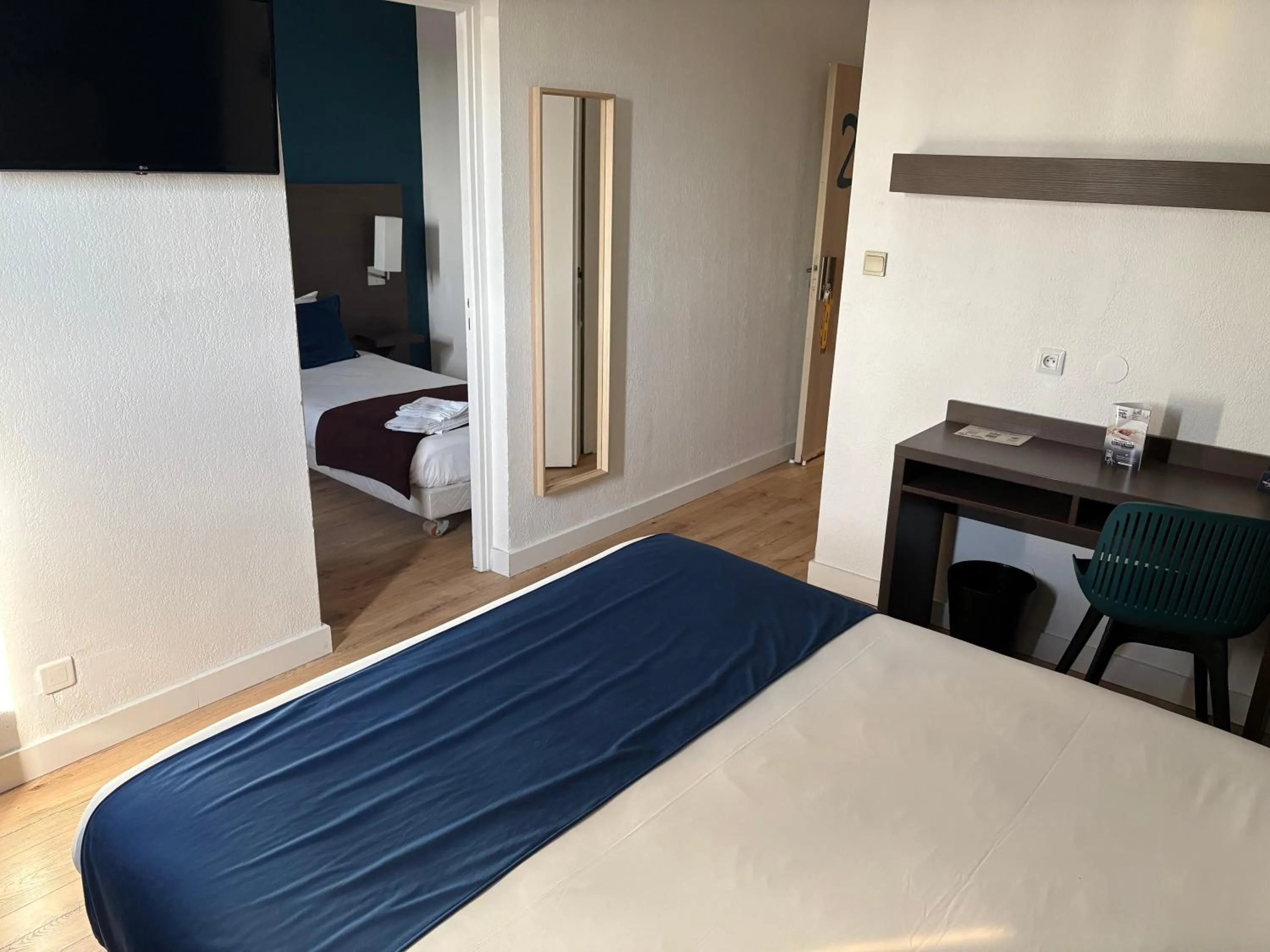 Bed in Contact Hôtel des États-Unis