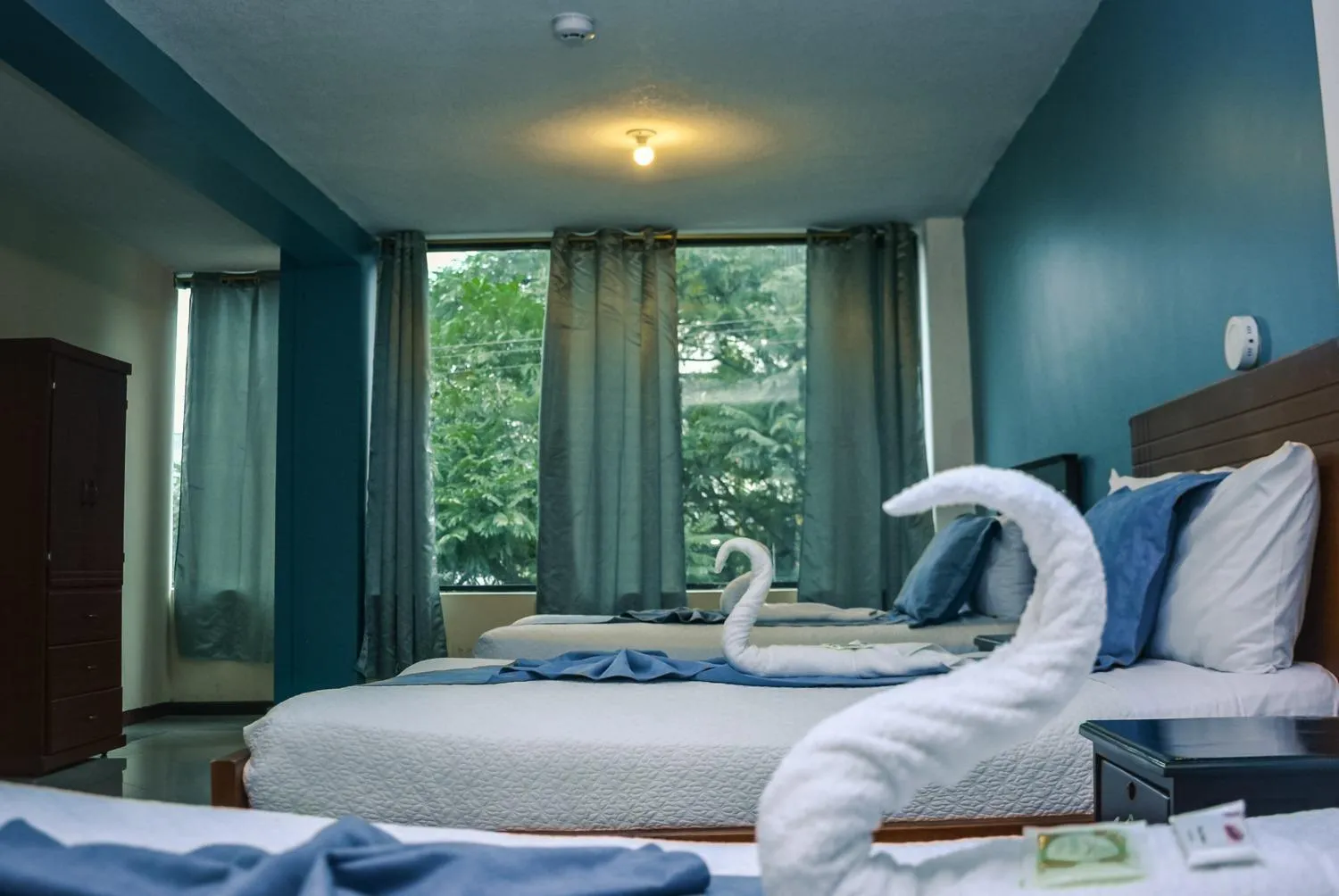 Property building, Bed in Hotel Miraflores