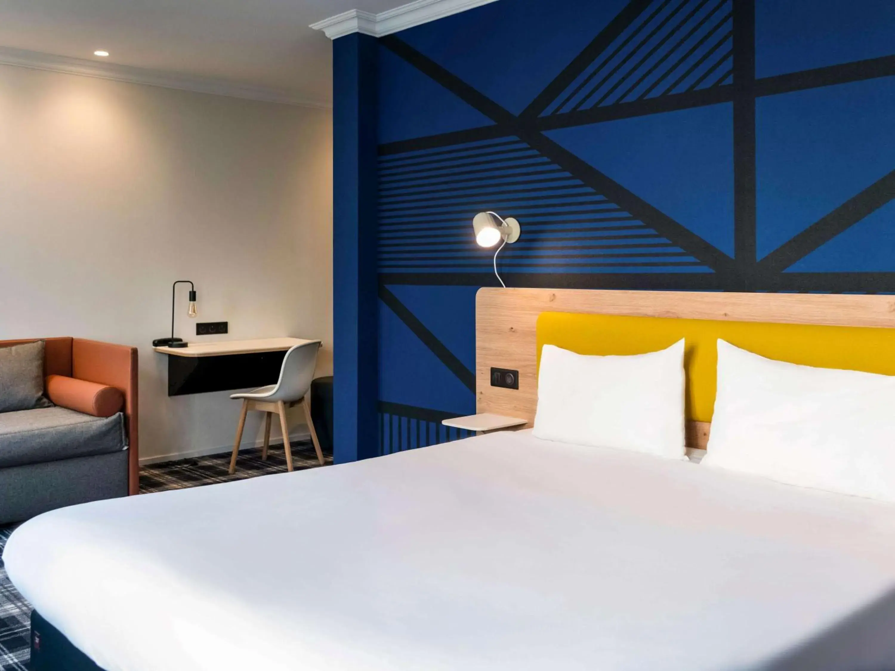 Bedroom, Bed in Ibis Styles Colmar Centre Bedroom, Bed in Ibis Styles Colmar Centre