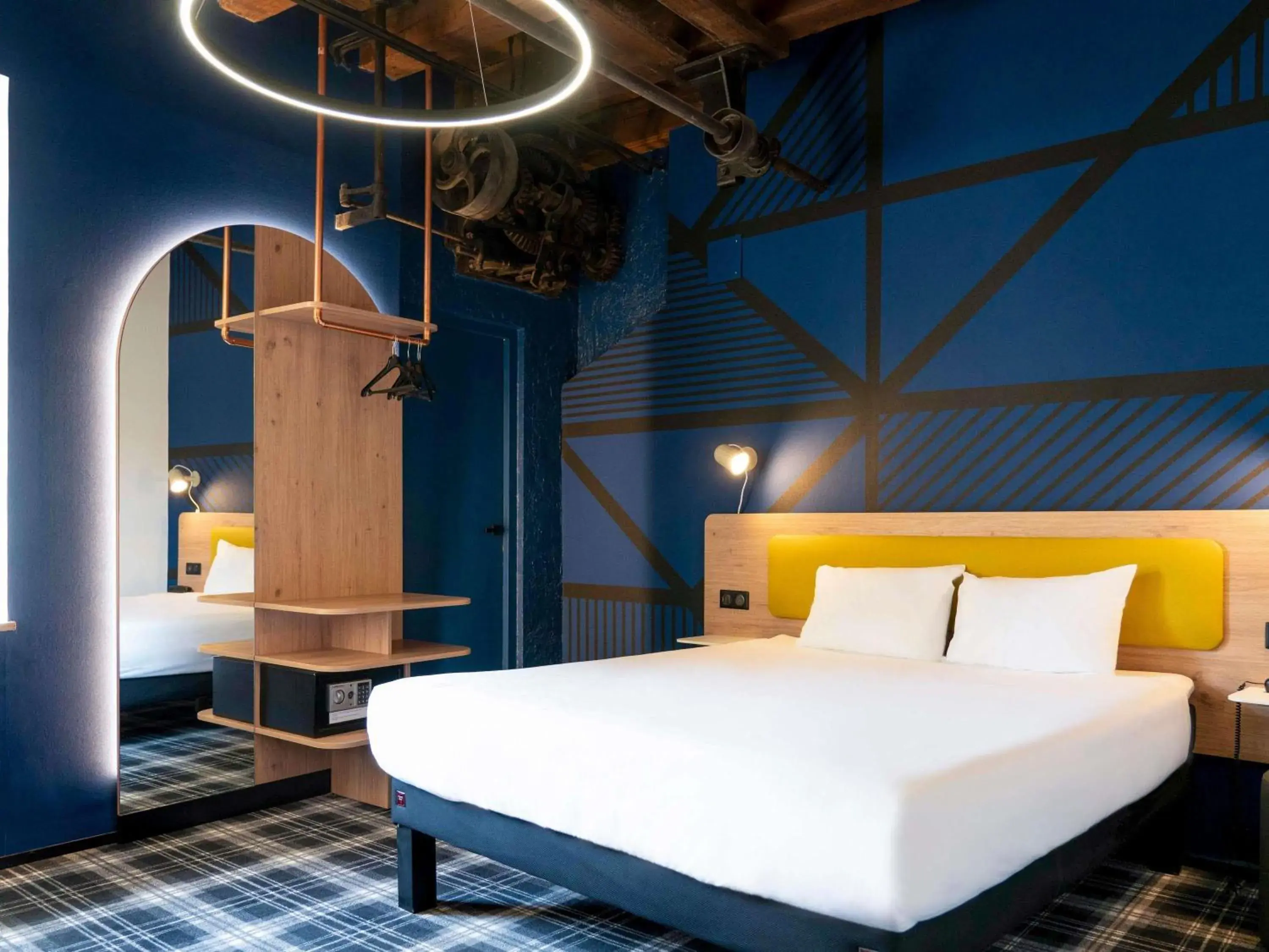 Bedroom, Bed in Ibis Styles Colmar Centre Bedroom, Bed in Ibis Styles Colmar Centre