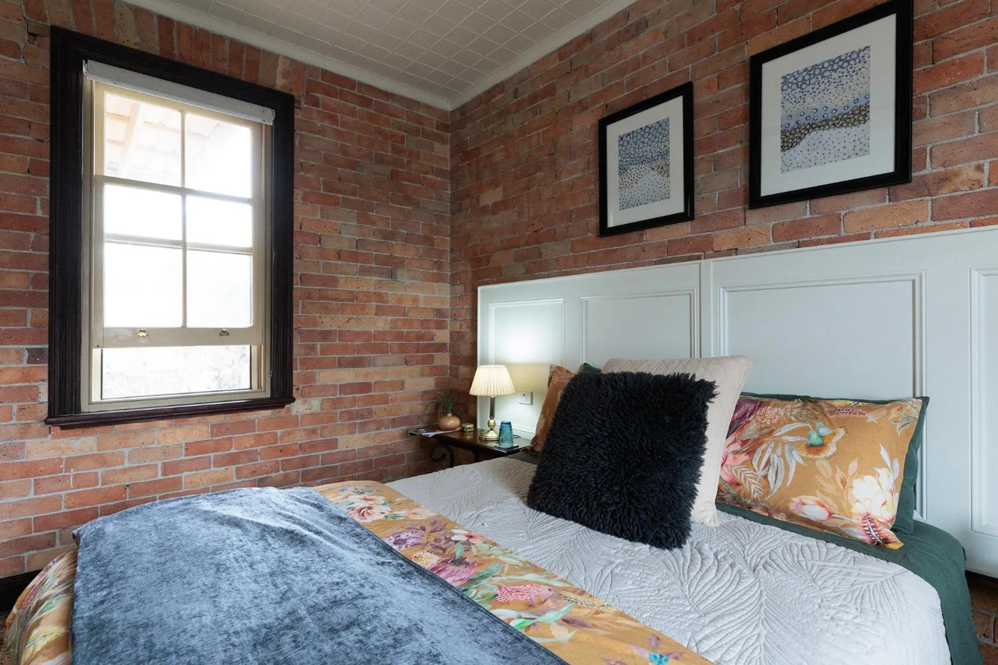 Bedroom, Bed in Kings and Queens Paterson