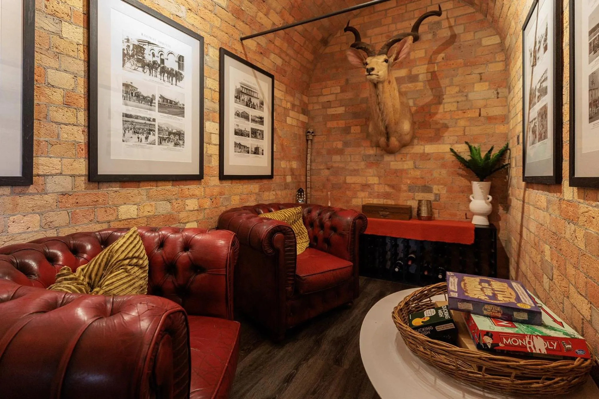 Communal lounge/ TV room in Kings and Queens Paterson