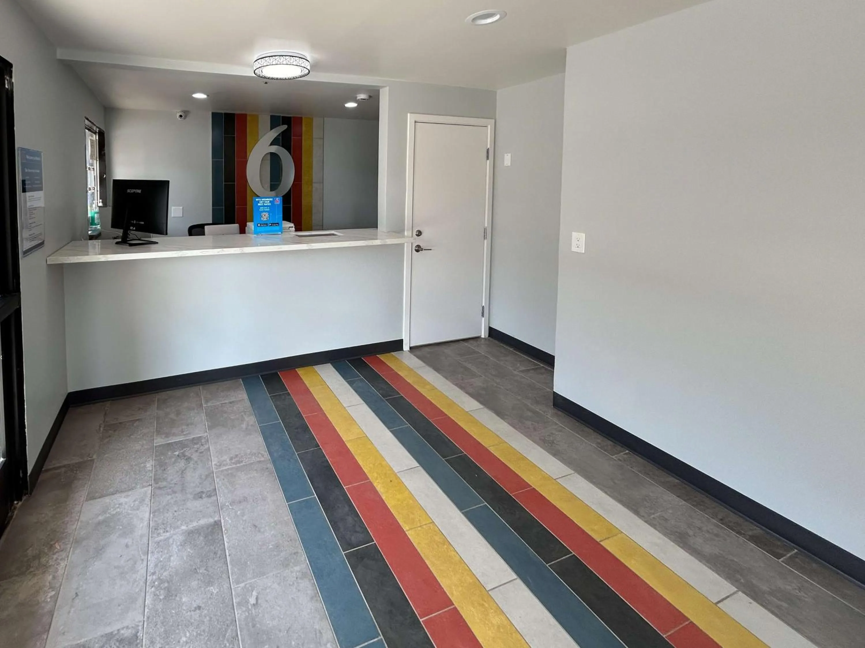 Lobby or reception in Motel 6 Lake Elsinore, CA