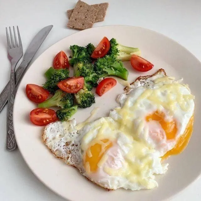 Breakfast in Goodfellas Thong lo Hostel #Check in time needed#