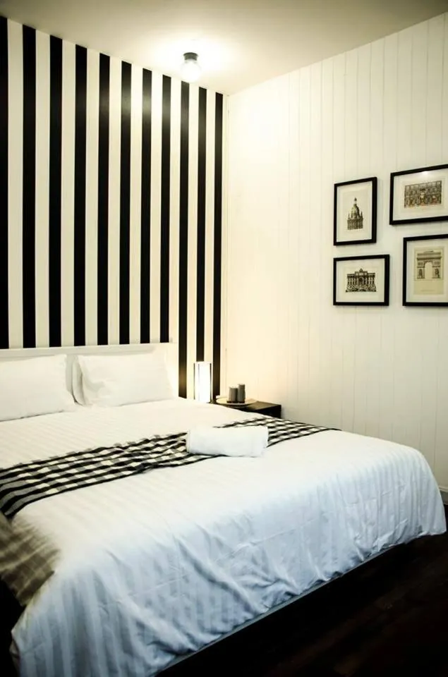 Bed in Goodfellas Thong lo Hostel #Check in time needed#