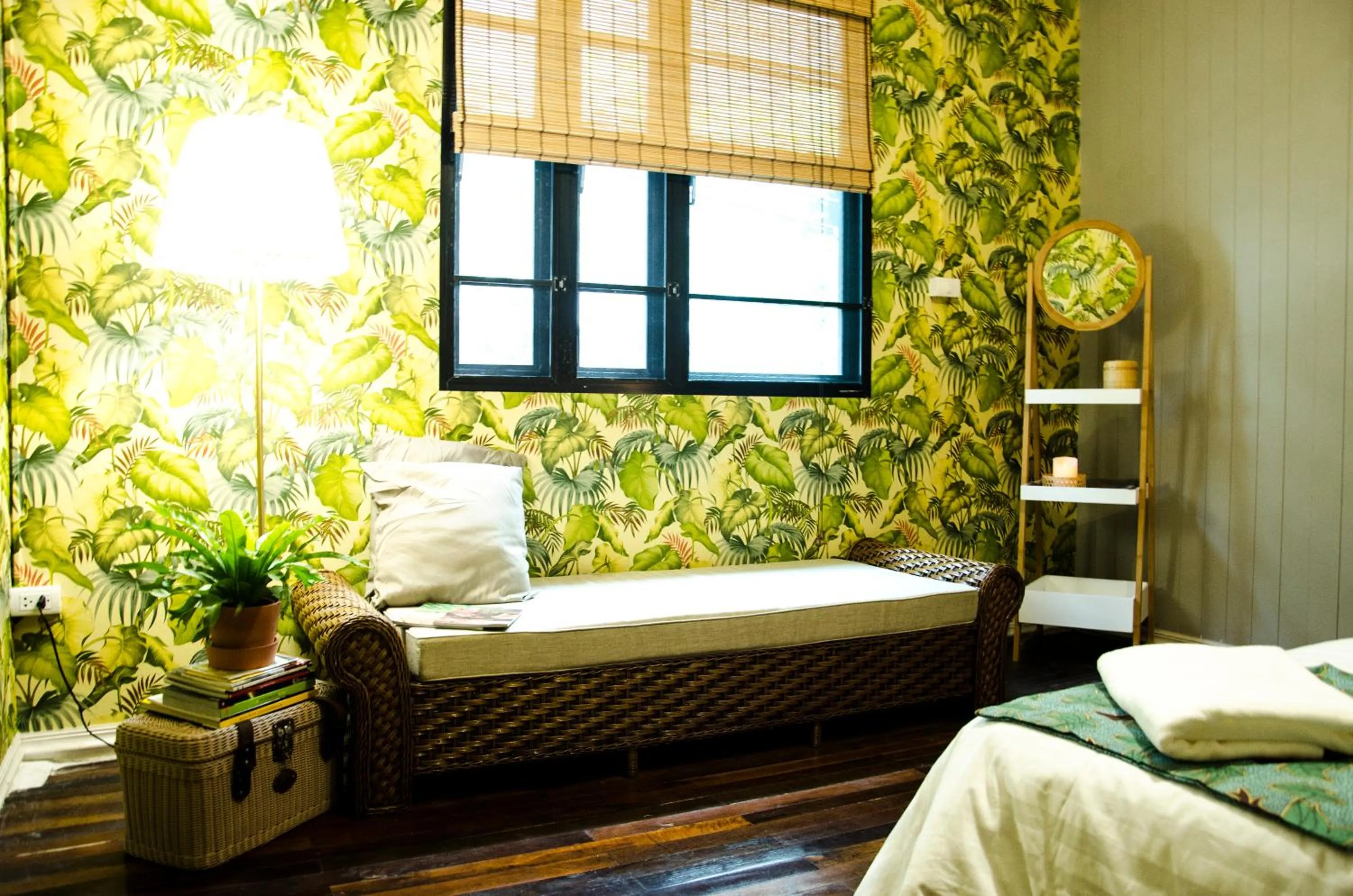 Photo of the whole room, Bed in Goodfellas Thong lo Hostel #Check in time needed#