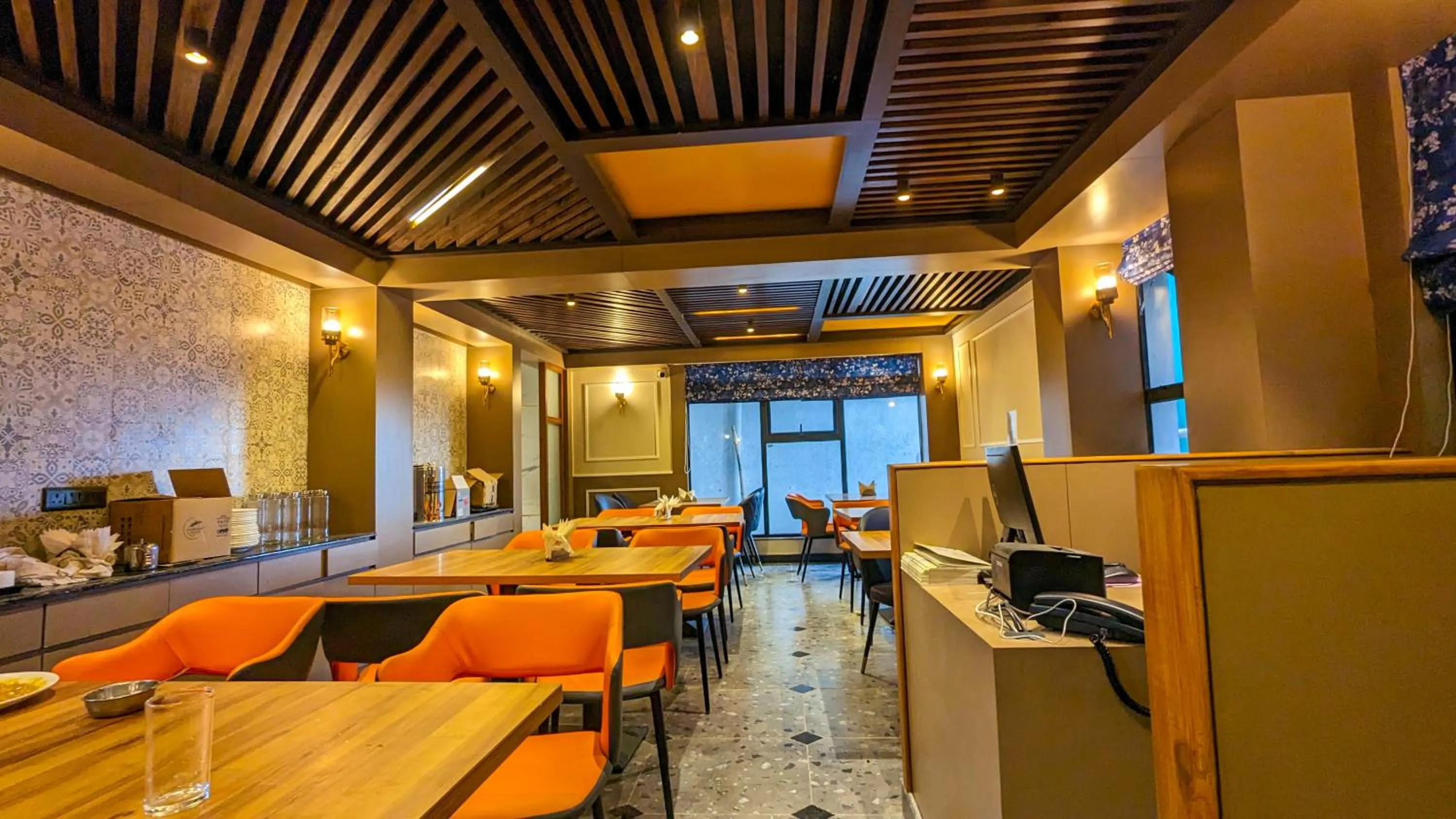 Dining area in Hotel Sonar Bangla Darjeeling