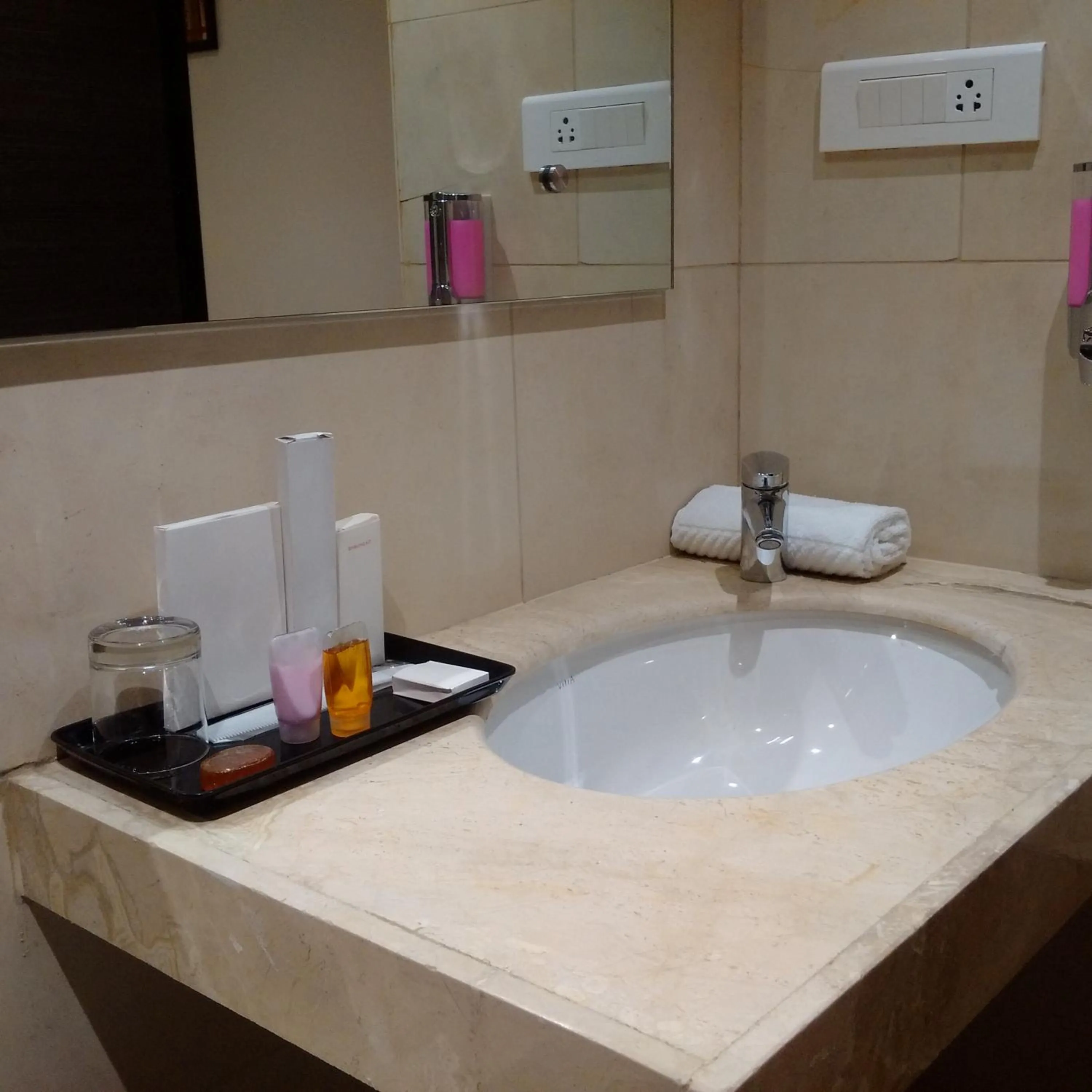 Bathroom in Katriya Hotel and Tower