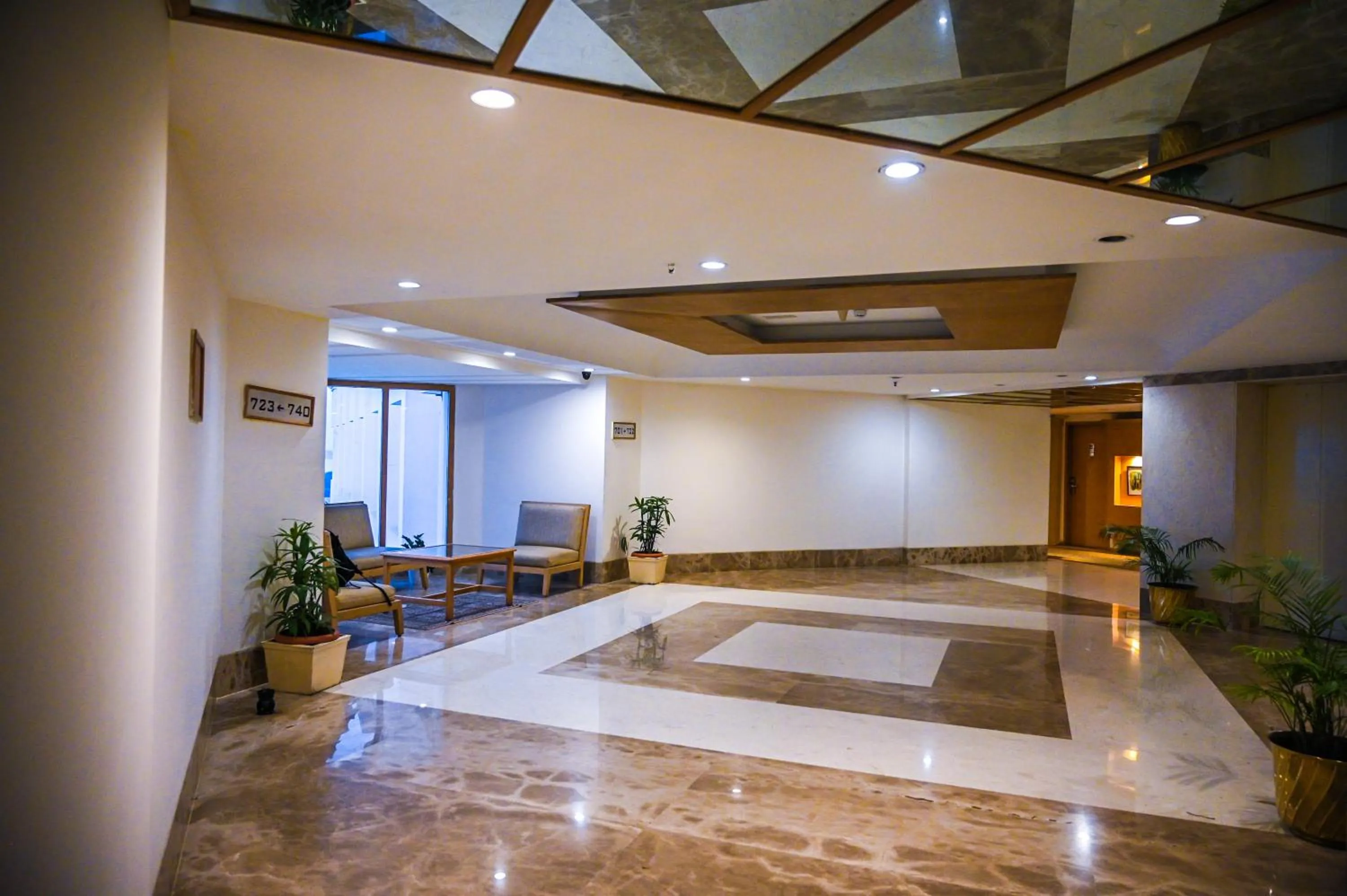 Banquet/Function facilities in Katriya Hotel and Tower
