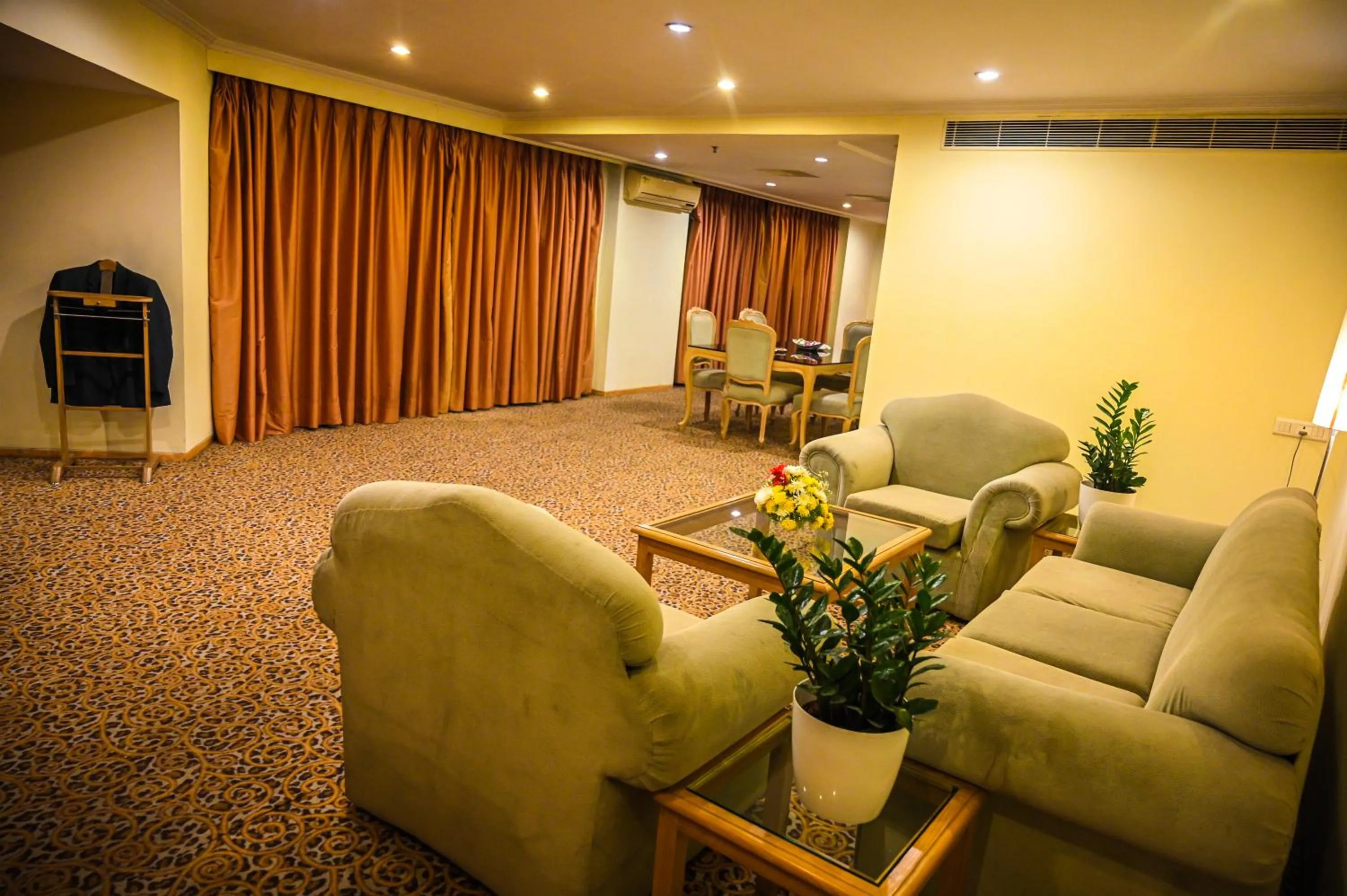 Seating area in Katriya Hotel and Tower