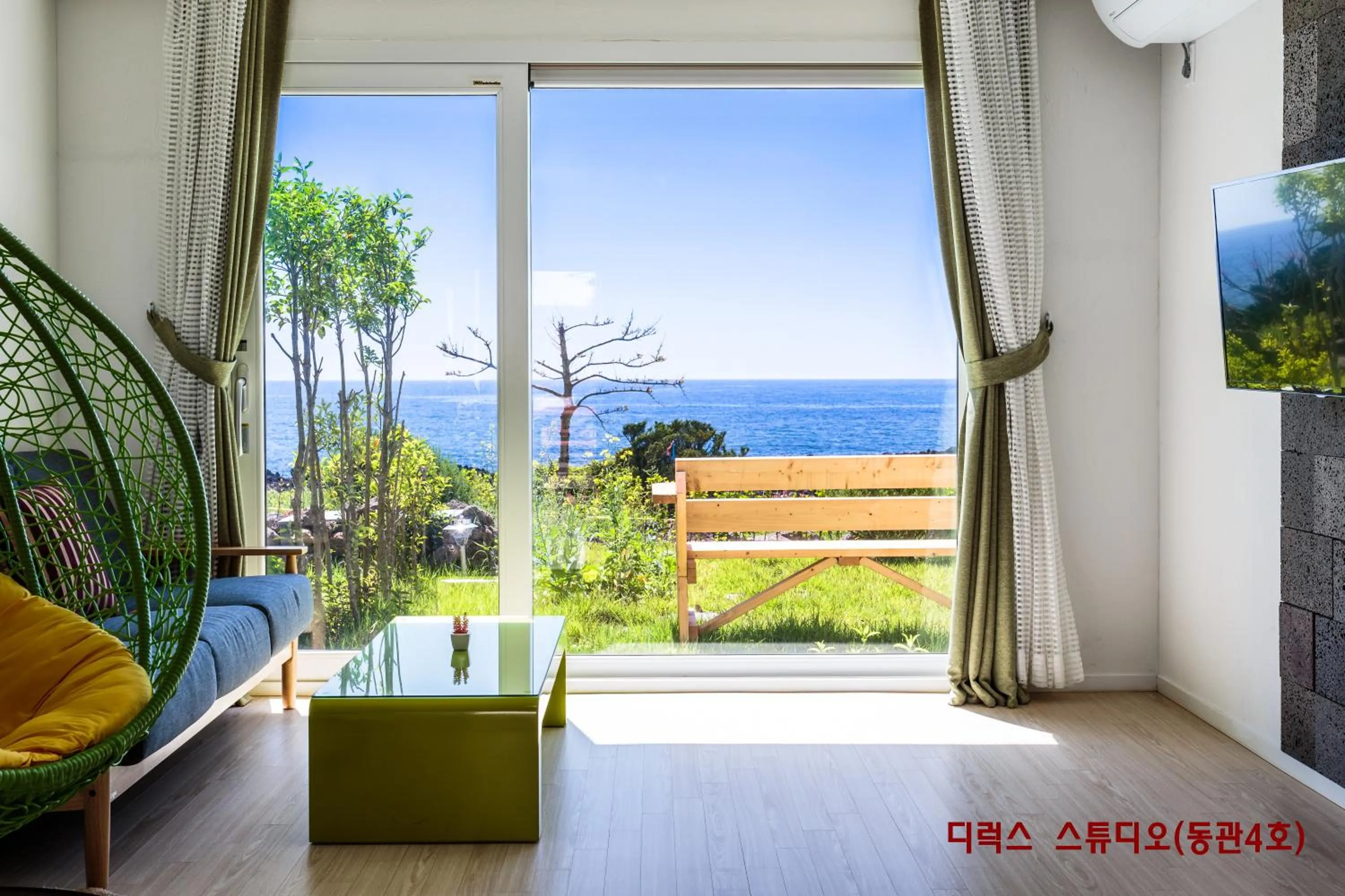 Living room in Jeju Turning point Pension