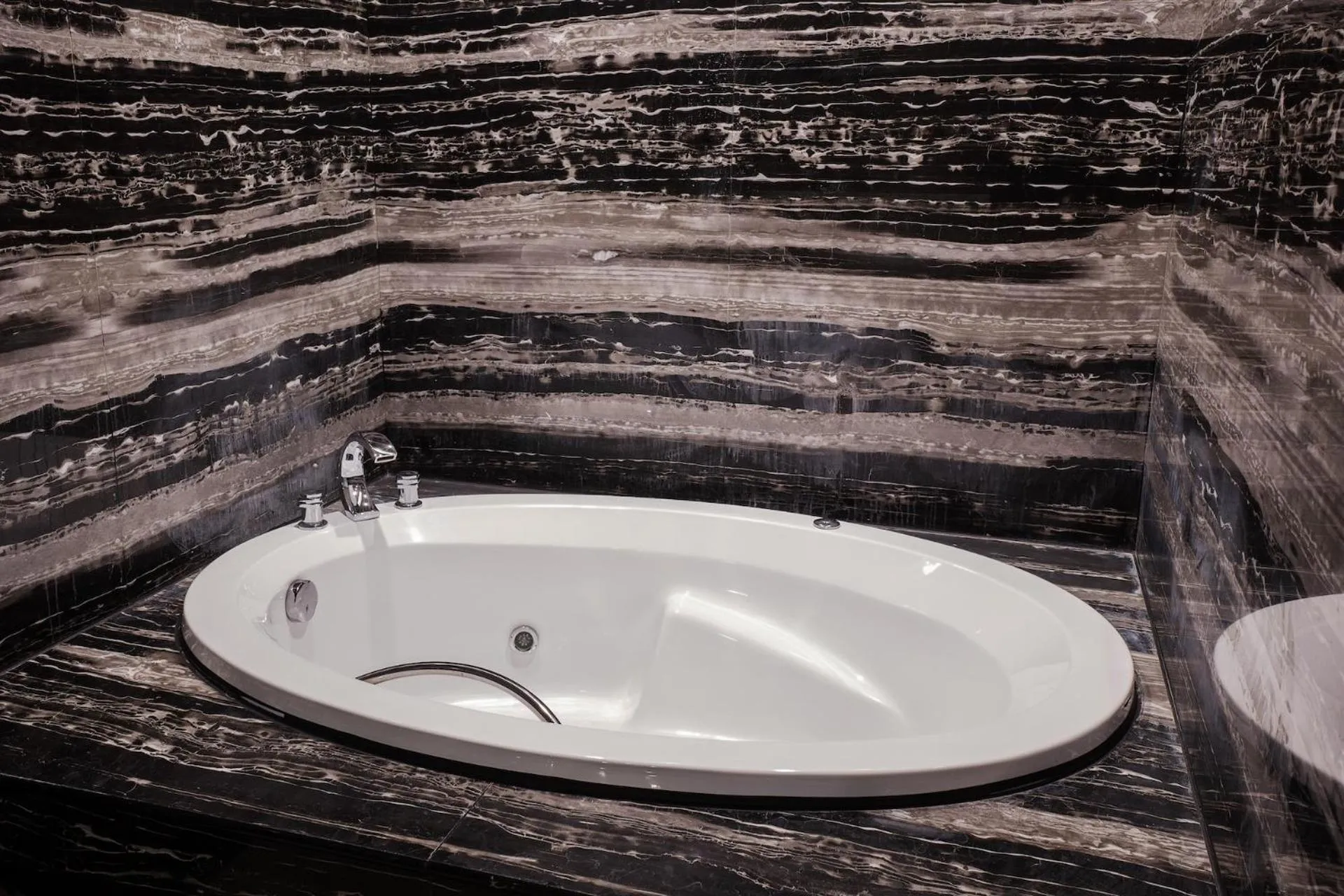 Bath in Guide Hotel Taichung Ziyou