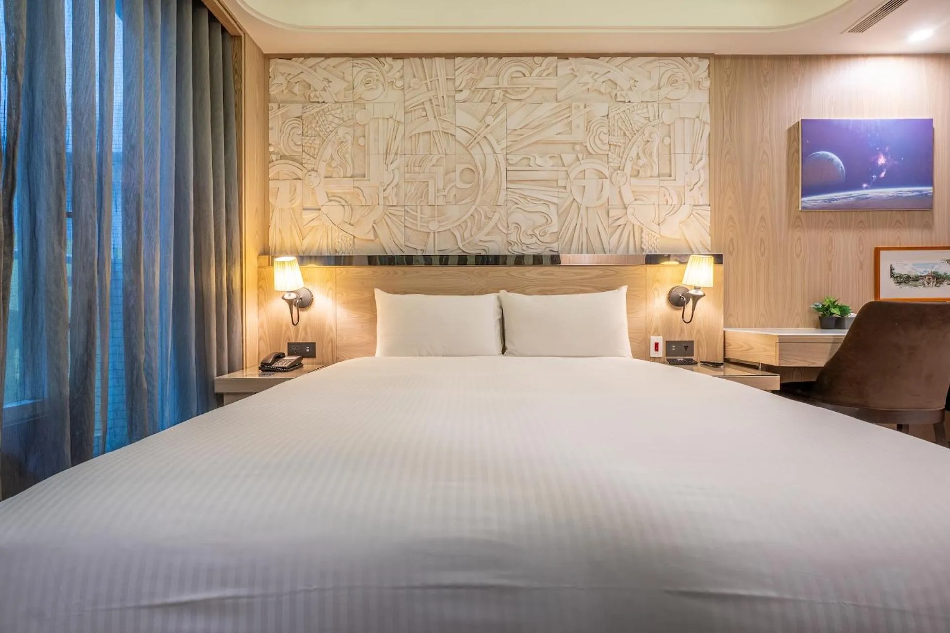 Bed in Guide Hotel Taichung Ziyou