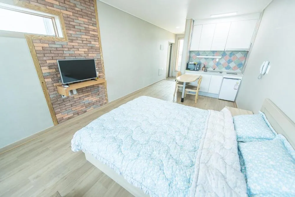 Bed in Pension Jung Won