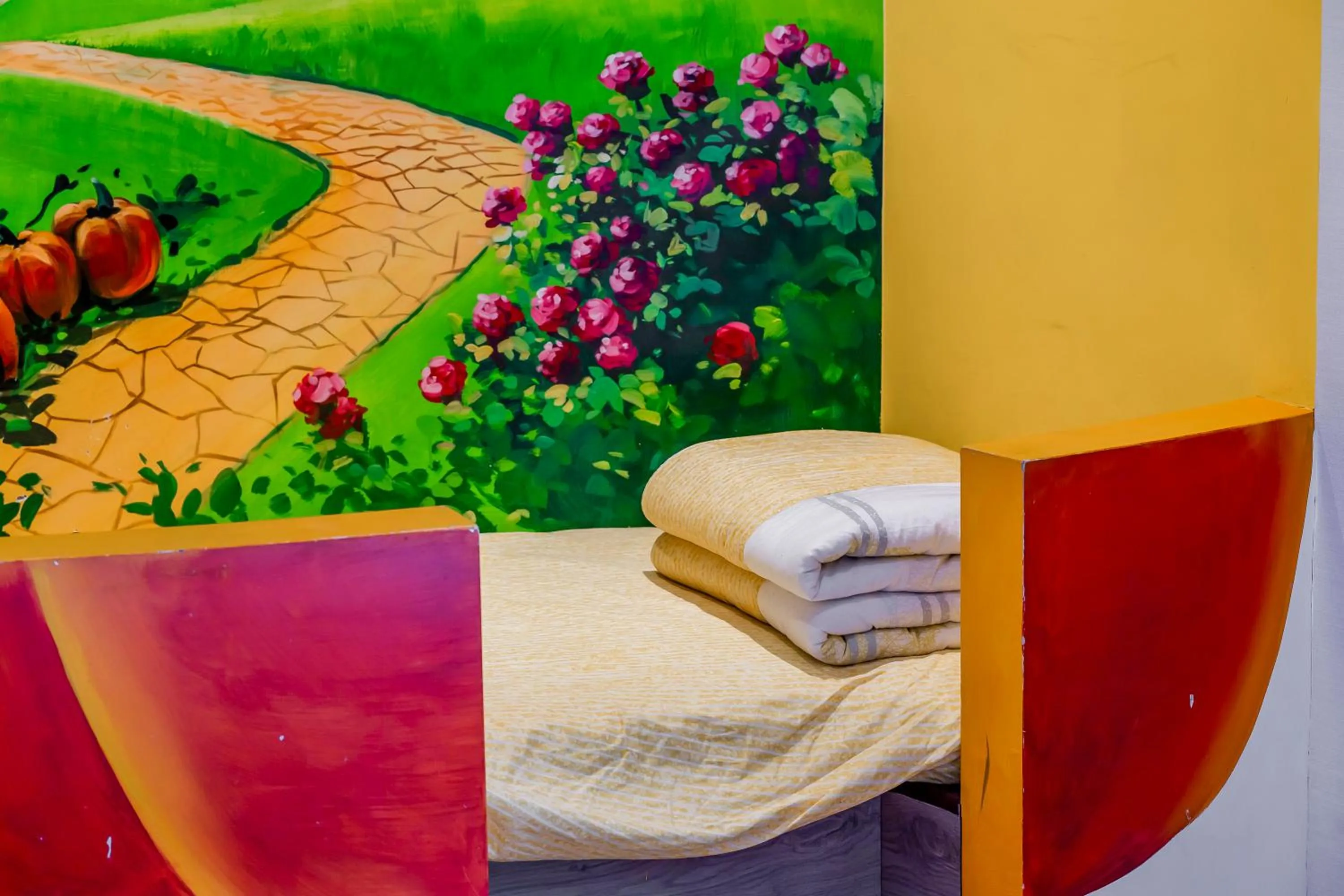 Decorative detail in Pacific Inn