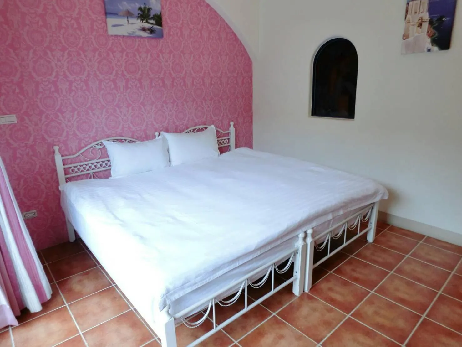 Bed in Rainbow B&B