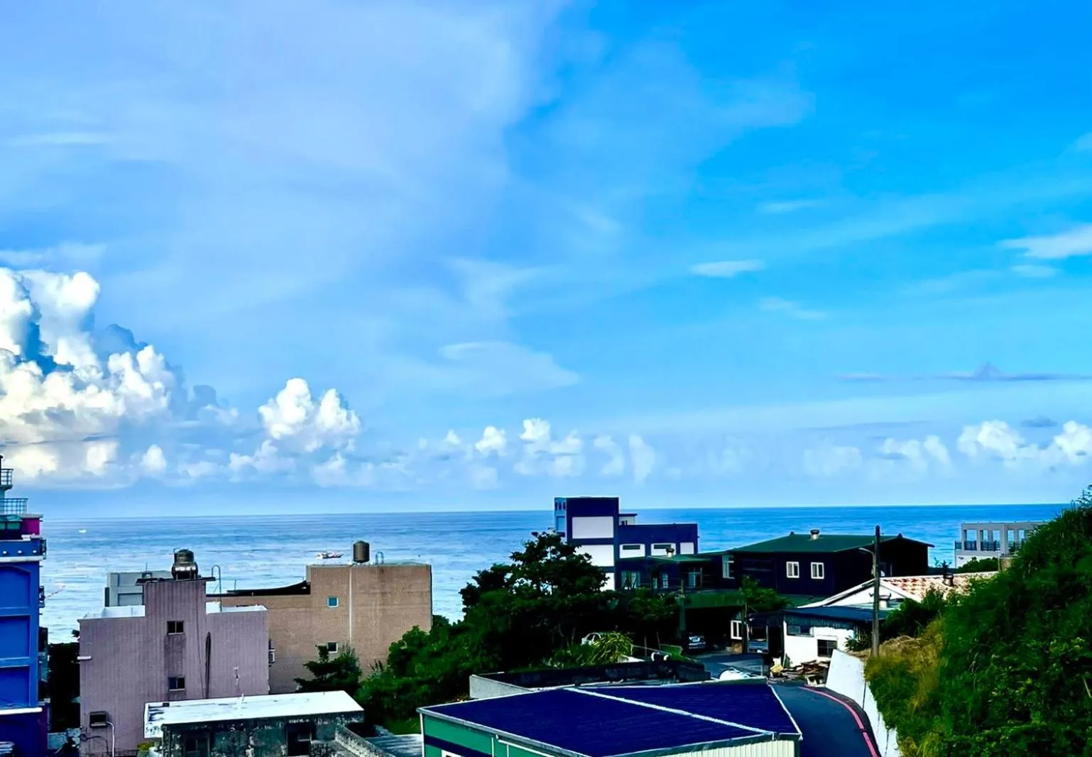 Sea view in Rainbow B&B