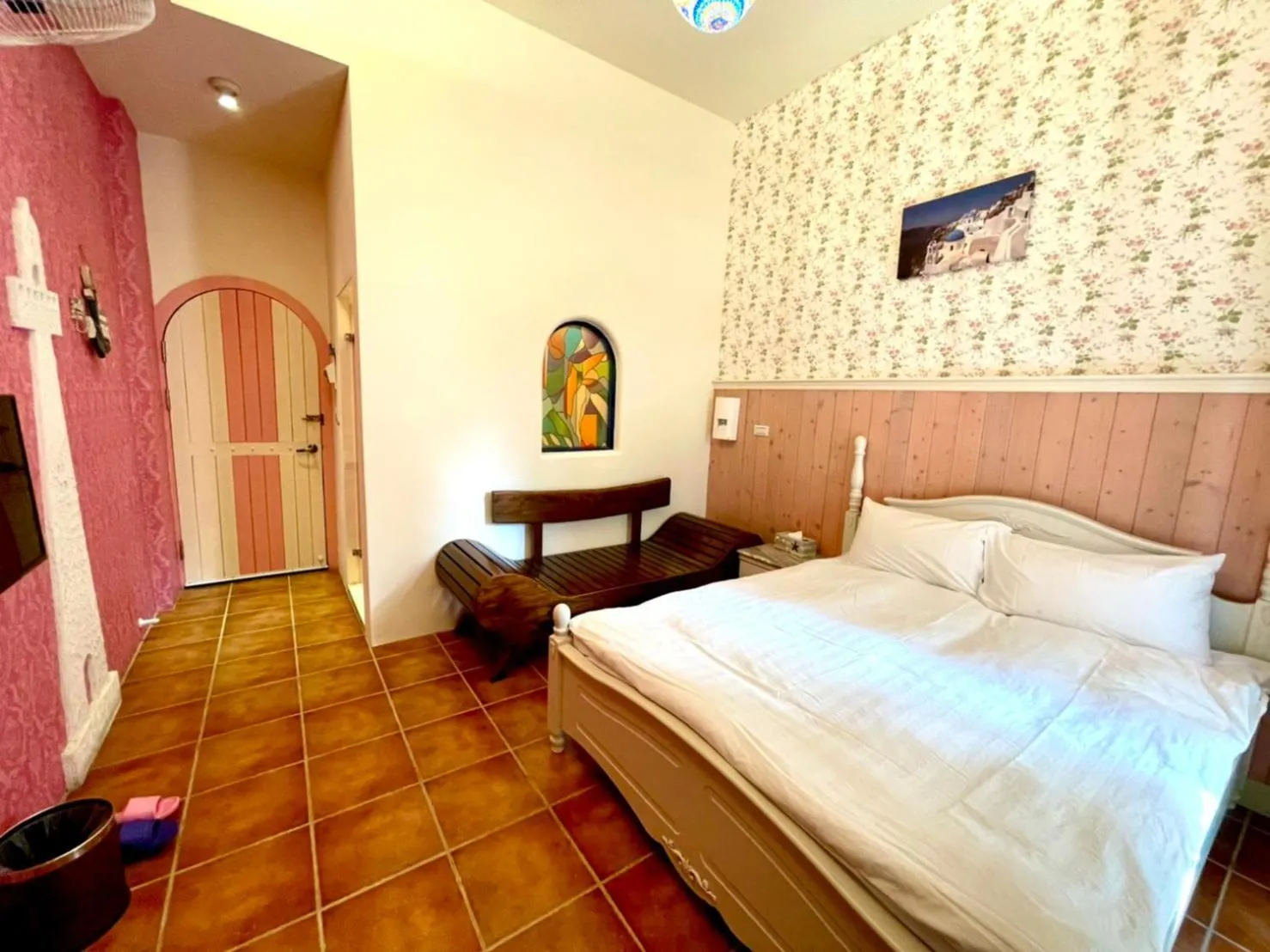 Bed in Rainbow B&B