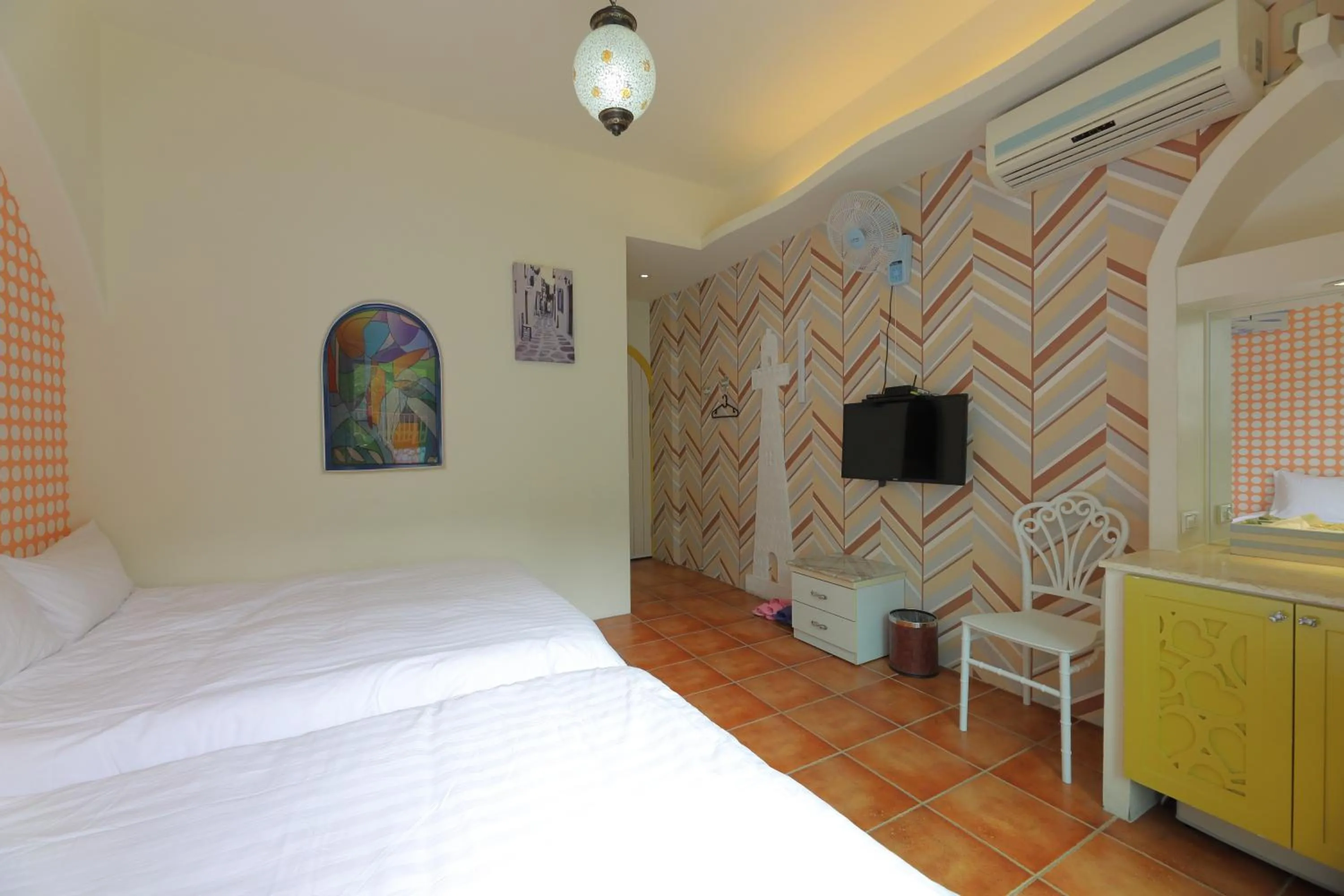 Bed in Rainbow B&B